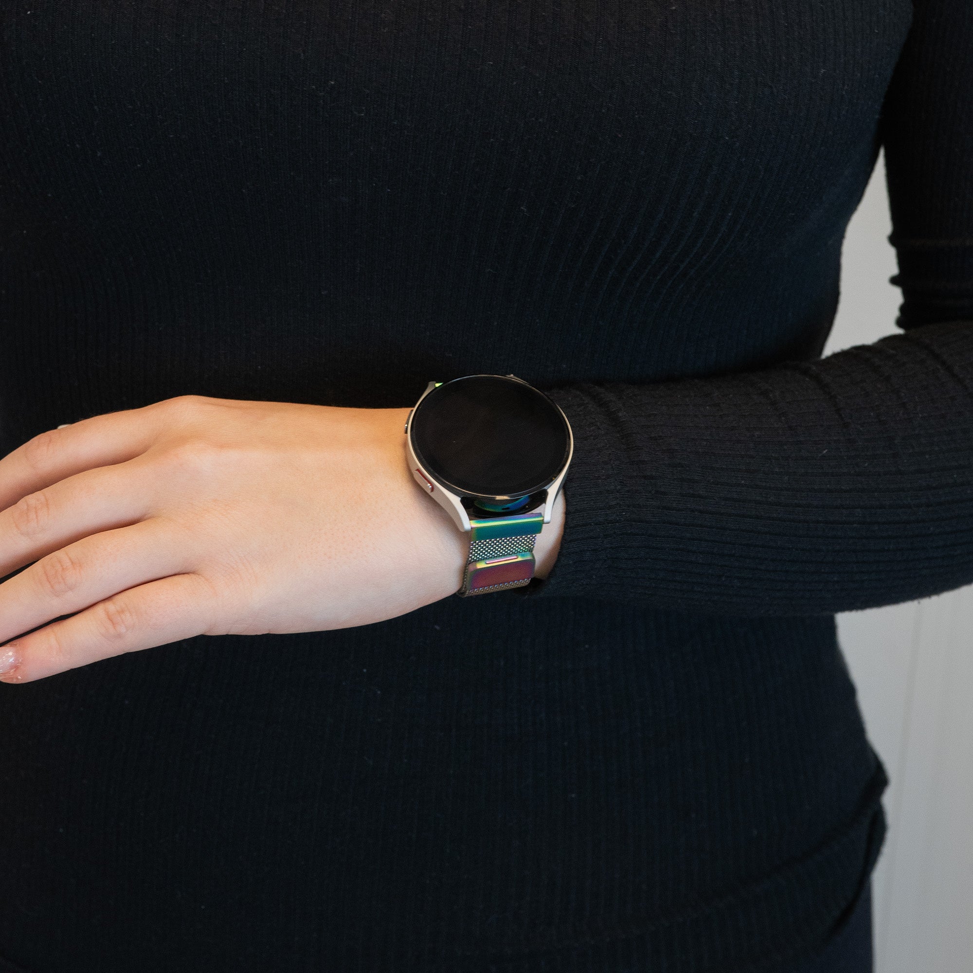 Bandz Pebble Round 2 - 20mm Milanese loop band (regenboog)