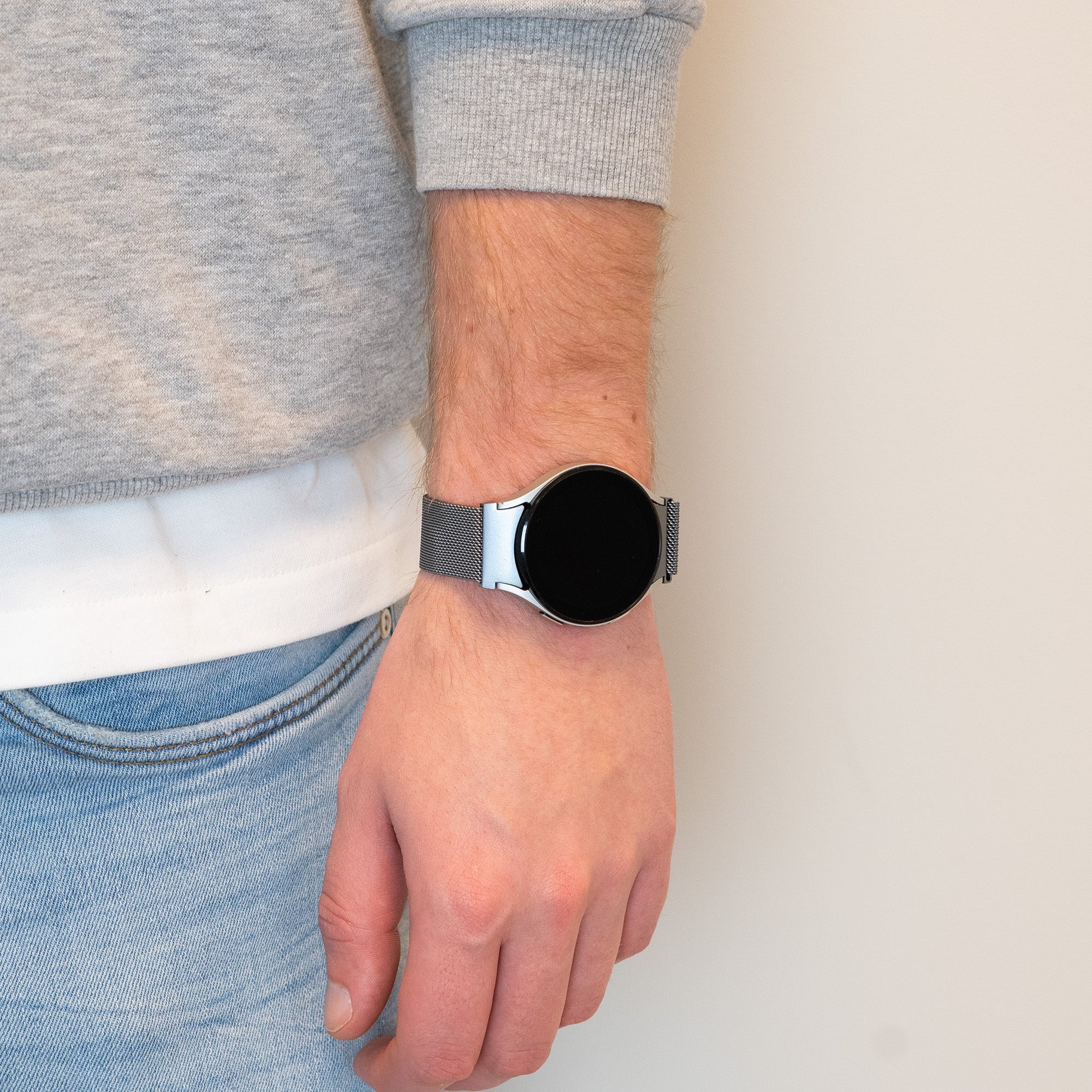 Bandz Samsung Galaxy Watch 5 - 44mm Milanese Loop Strap (Grey)