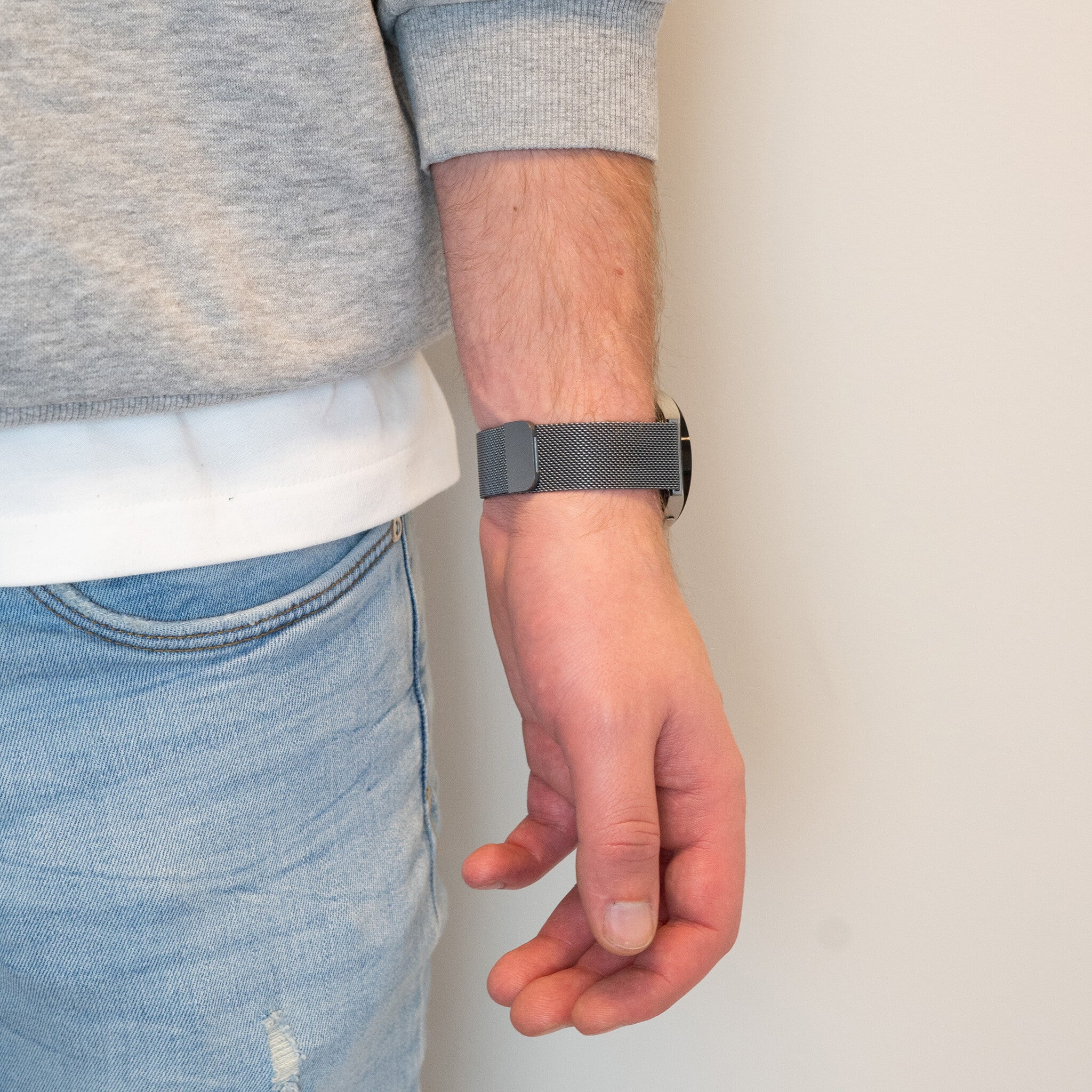 Bandz Samsung Galaxy Watch 5 - 44mm Milanese Loop Strap (Grey)