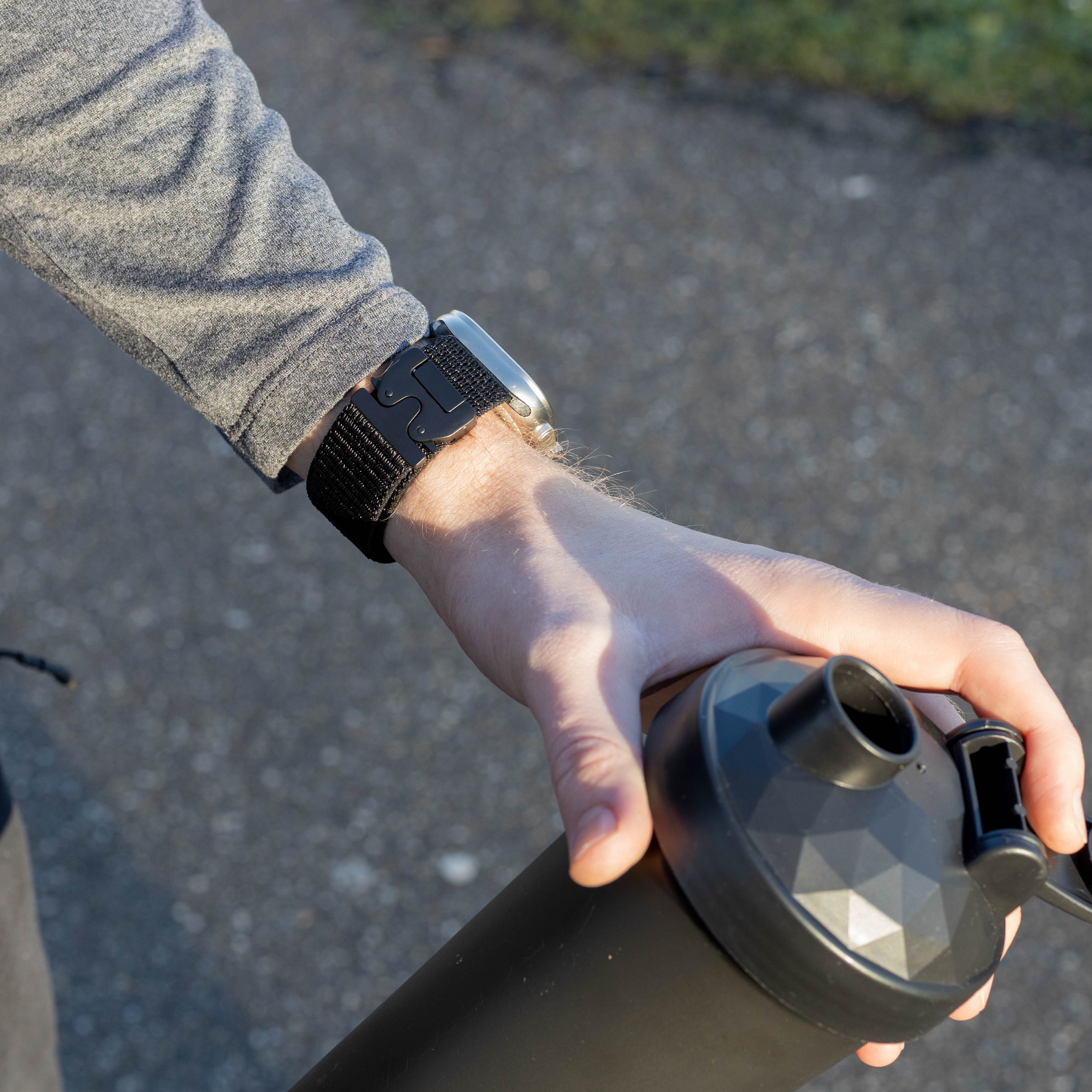 Bandz Apple Watch nylon band 'Classic' met P-buckle (zwart)