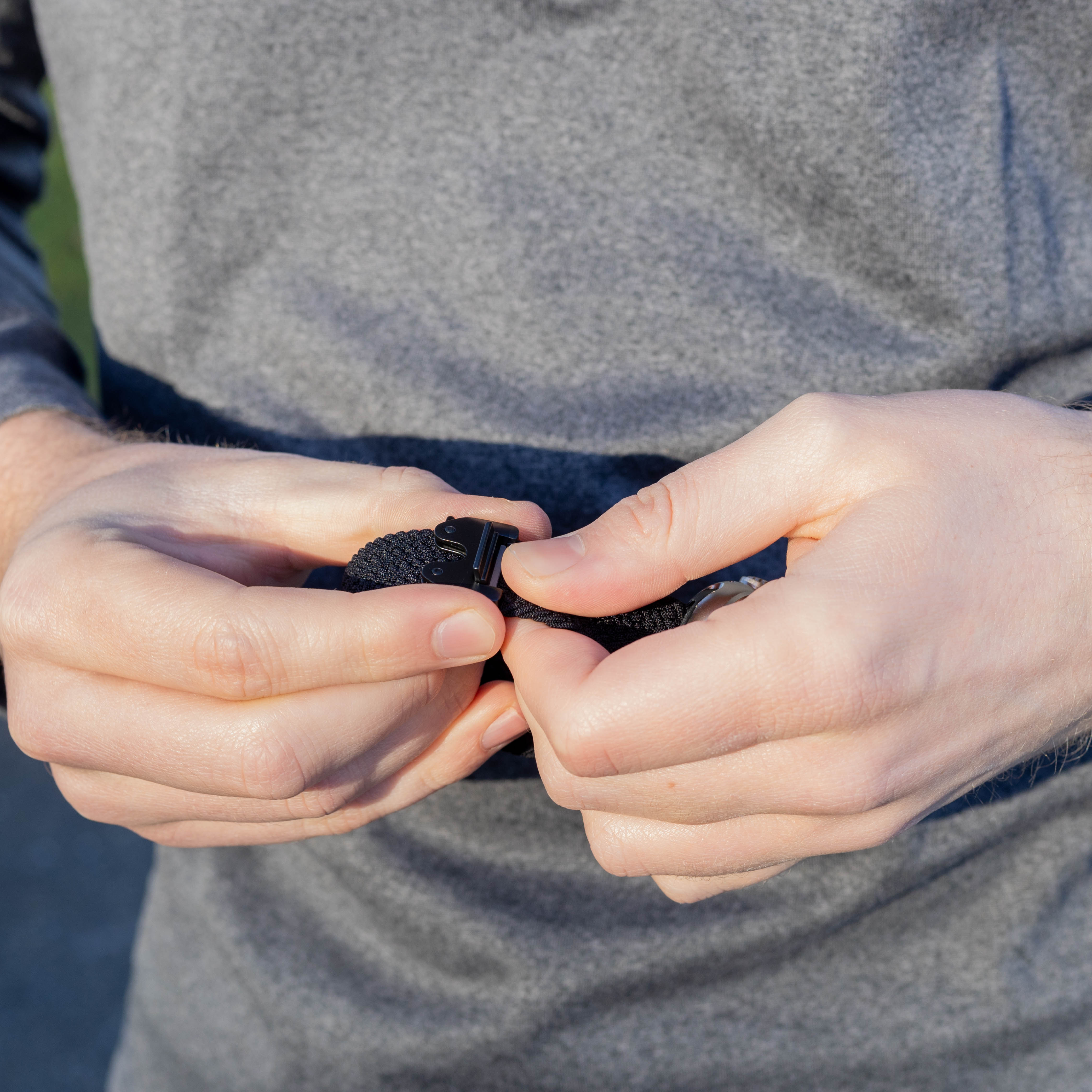 Bandz Apple Watch gevlochten nylon band met P-buckle (zwart)