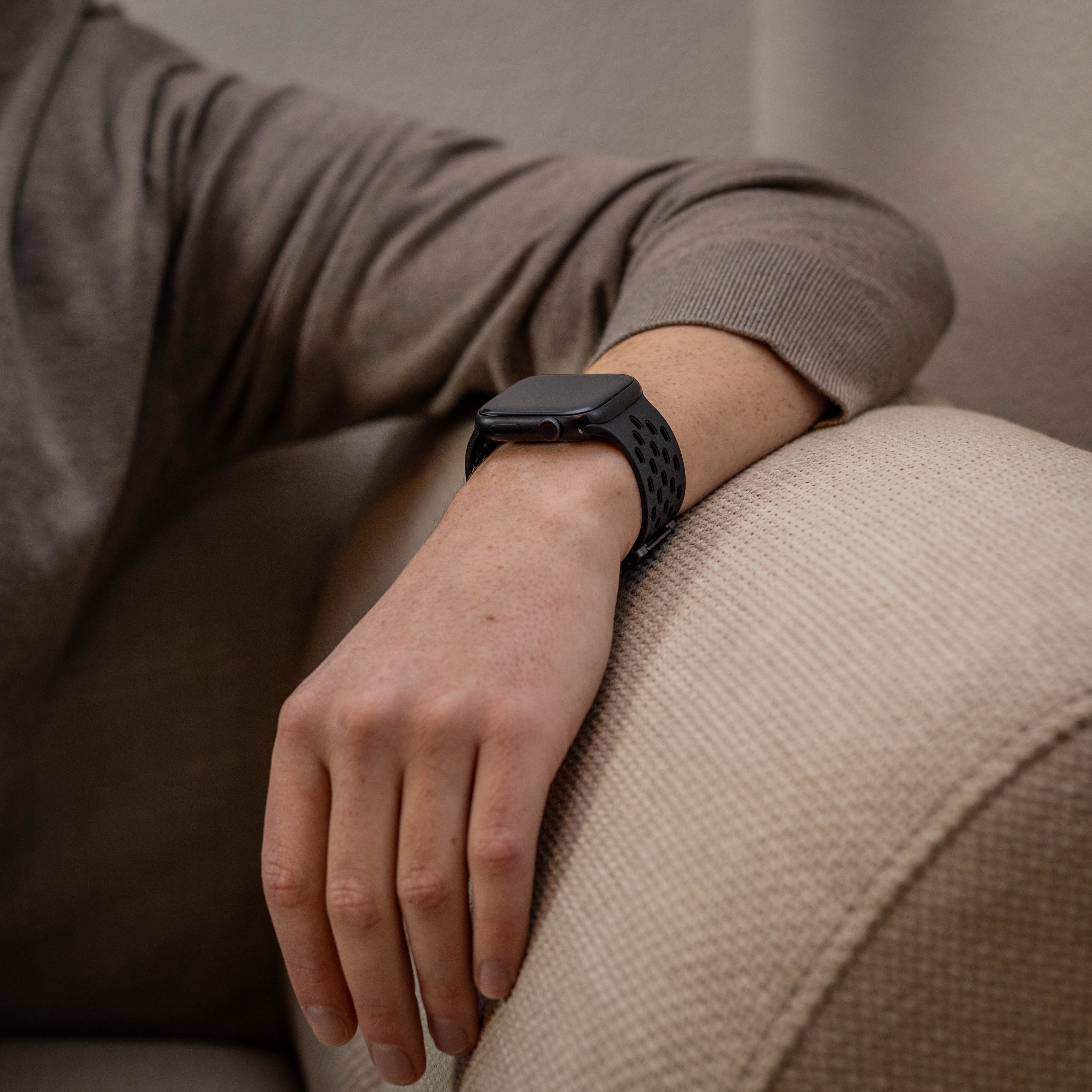 Apple Watch siliconen air bandje met P-Buckle (zwart)