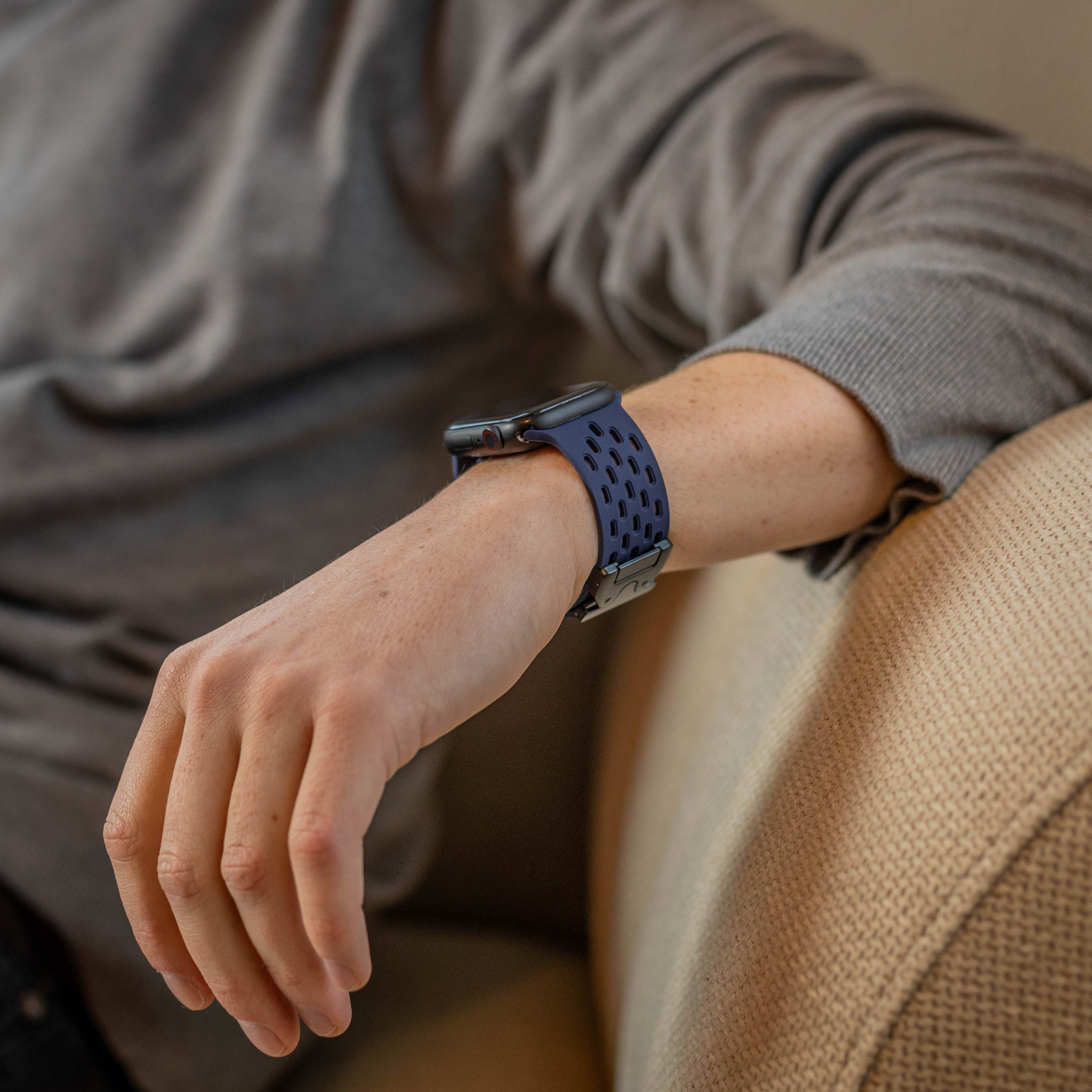 Apple Watch siliconen air bandje met P-Buckle (donkerblauw)