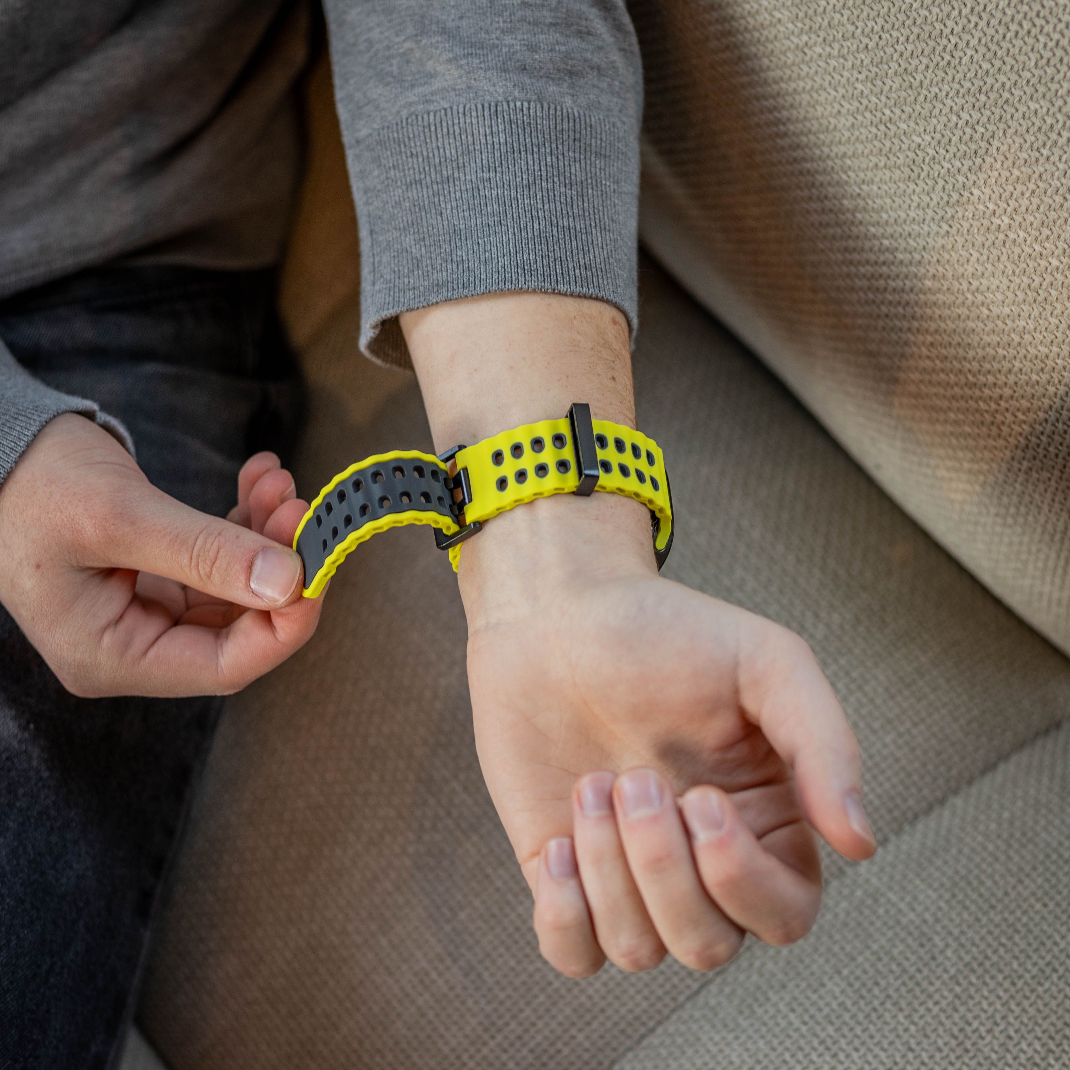 Samsung Galaxy Watch Ultra wave siliconen bandje (lime/donkergrijs)