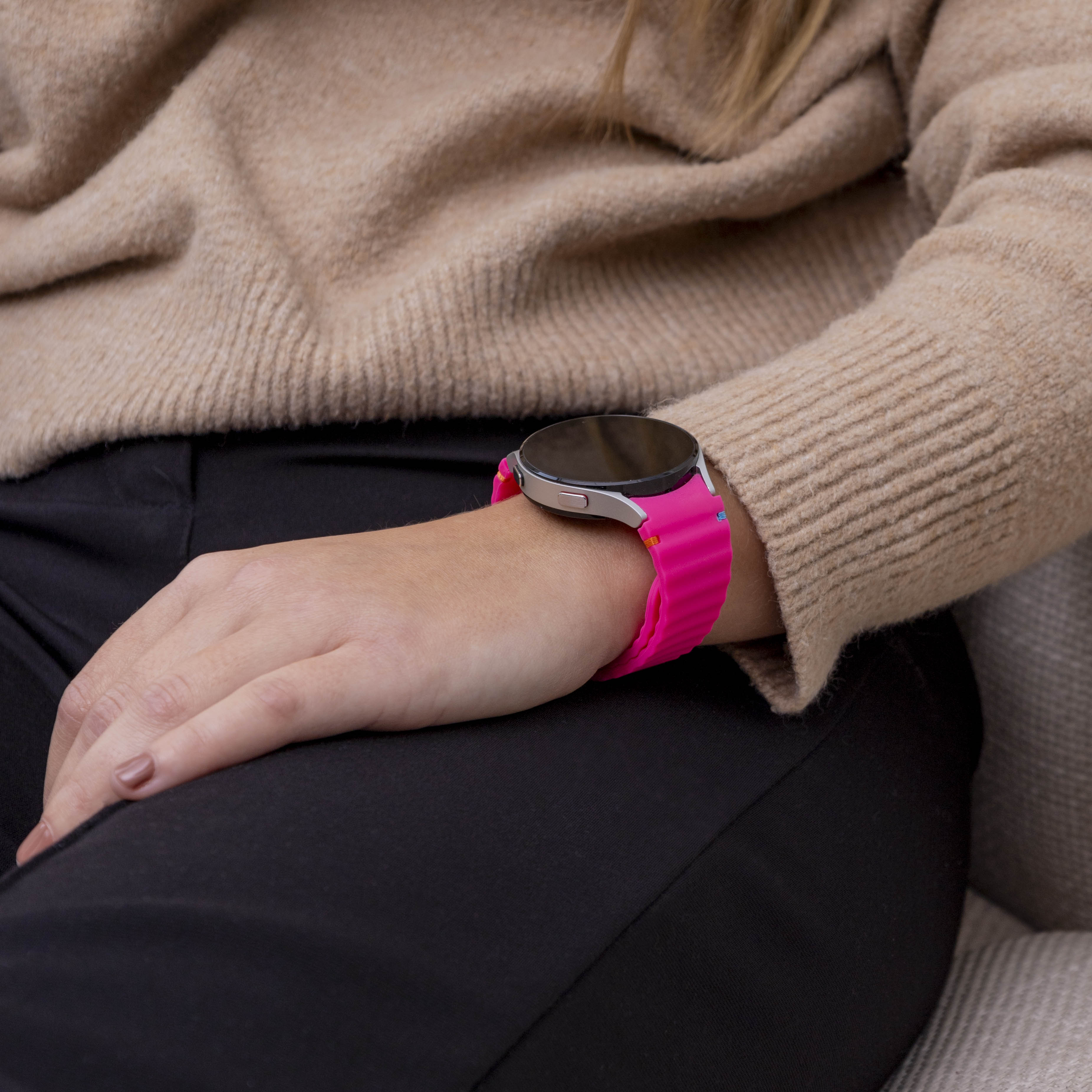 Samsung Galaxy Watch 5 40mm Wave bandje (knalroze)