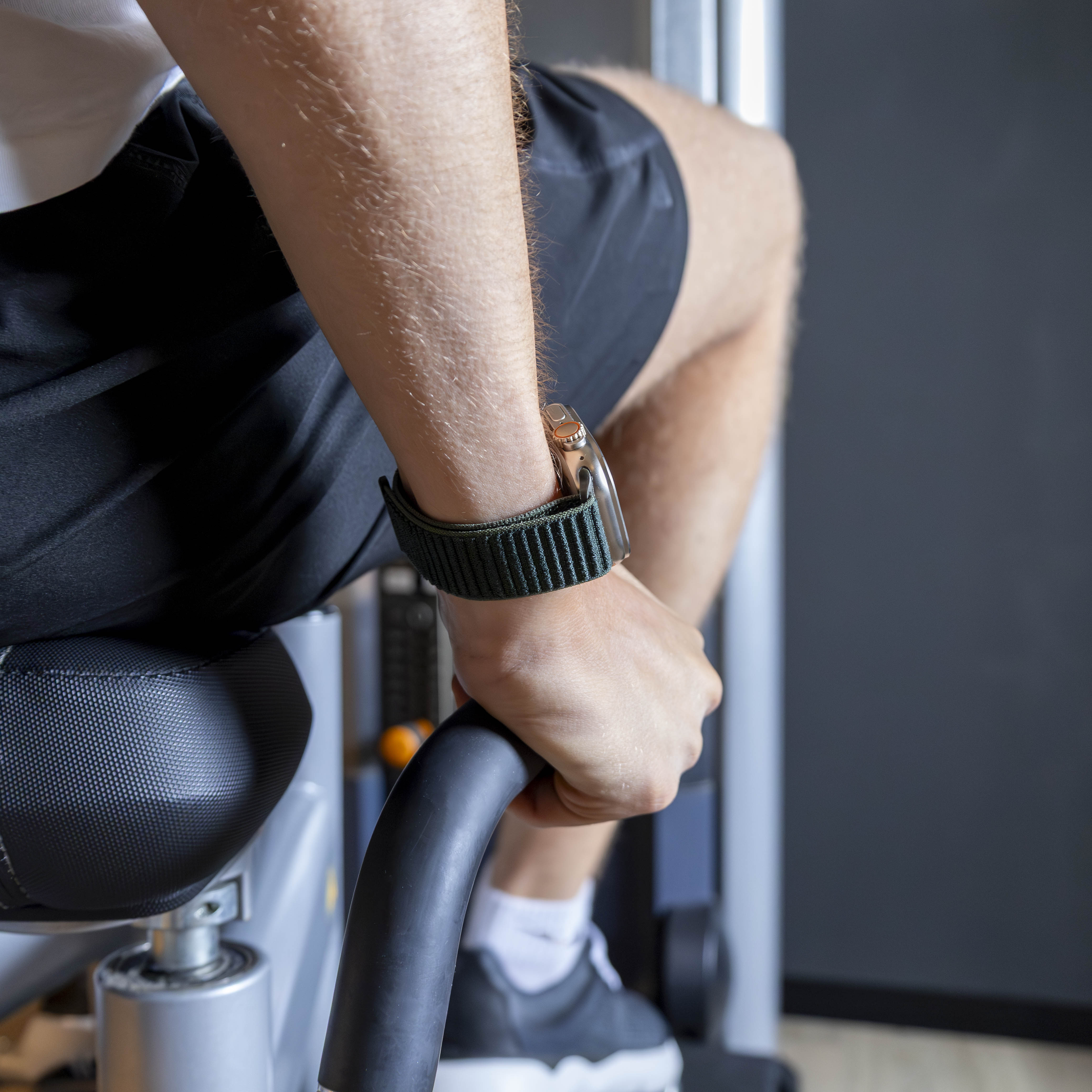 Apple Watch wave nylon band (donkergroen)