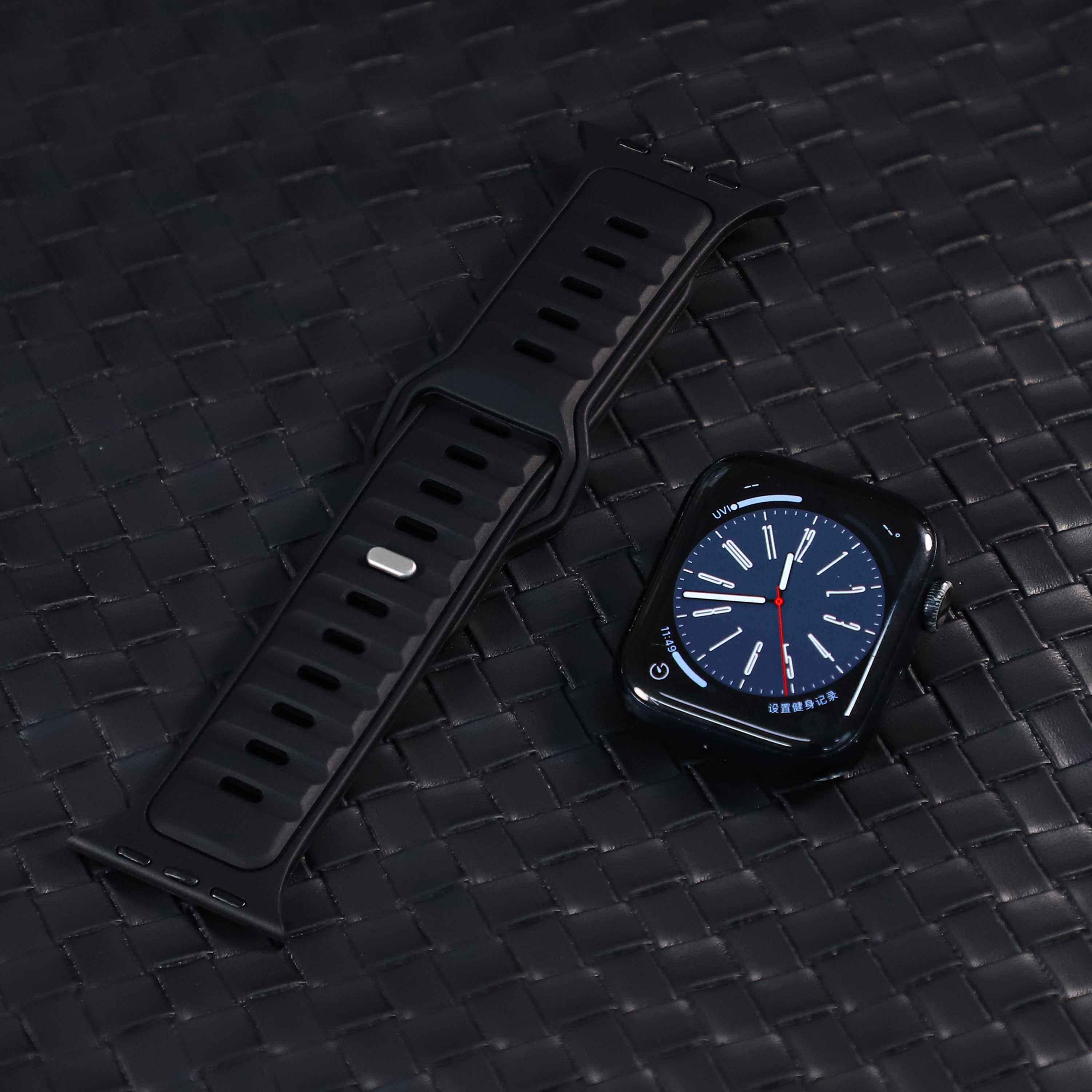 Apple Watch Premium Outdoor Silicone Strap (Black/Black)