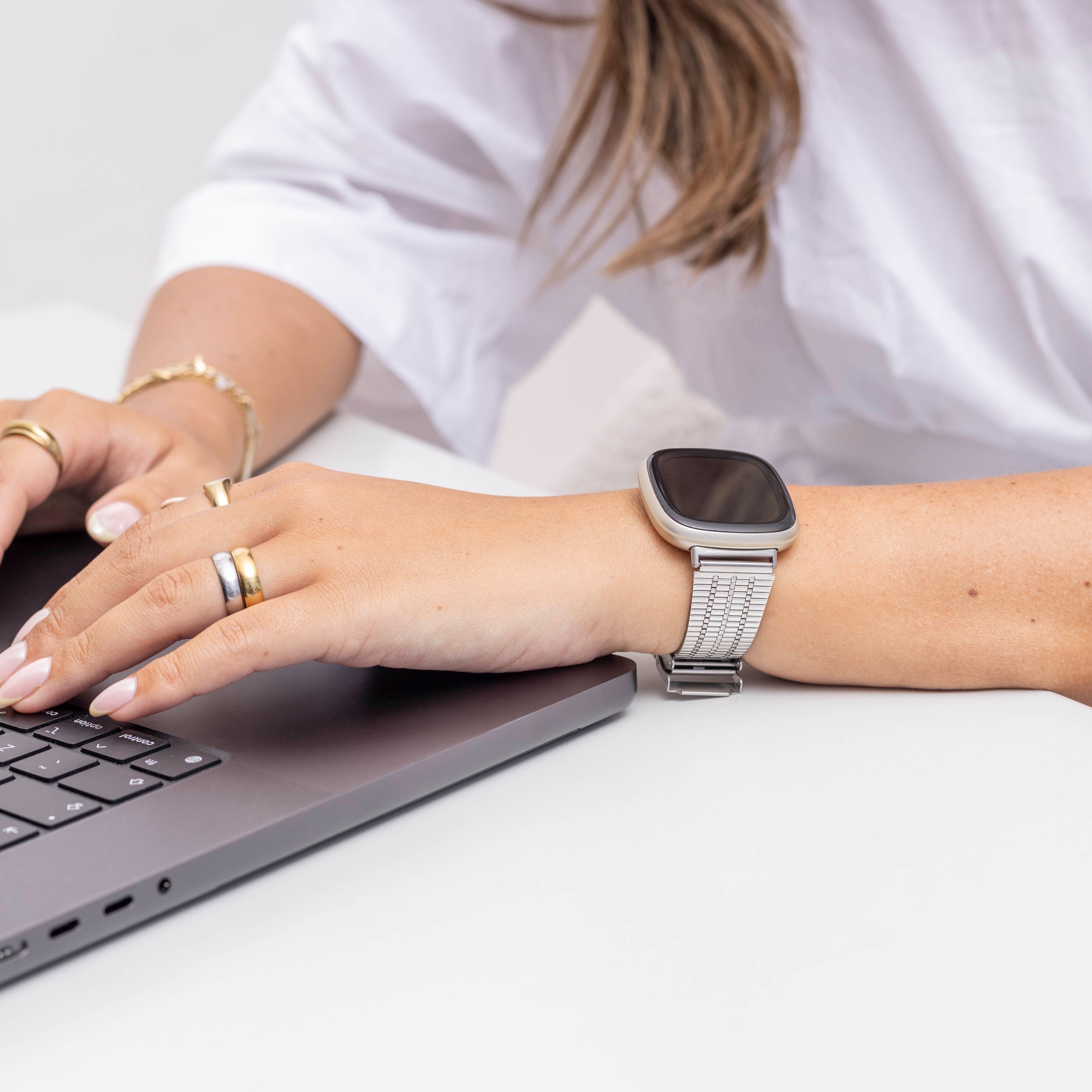 Fitbit Sense roestvrij stalen band (zilver)