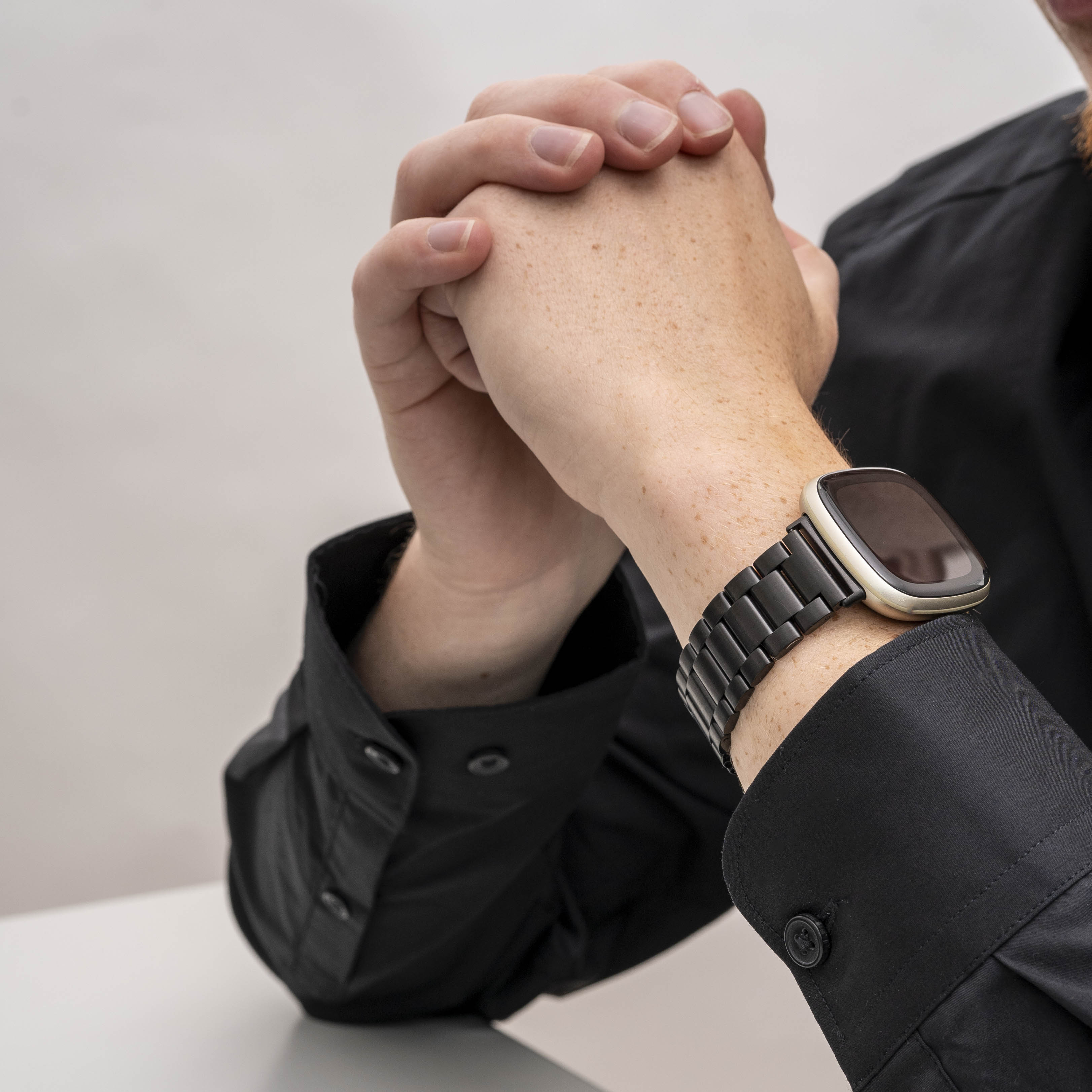 Fitbit Sense 2 stalen bandje (zwart)