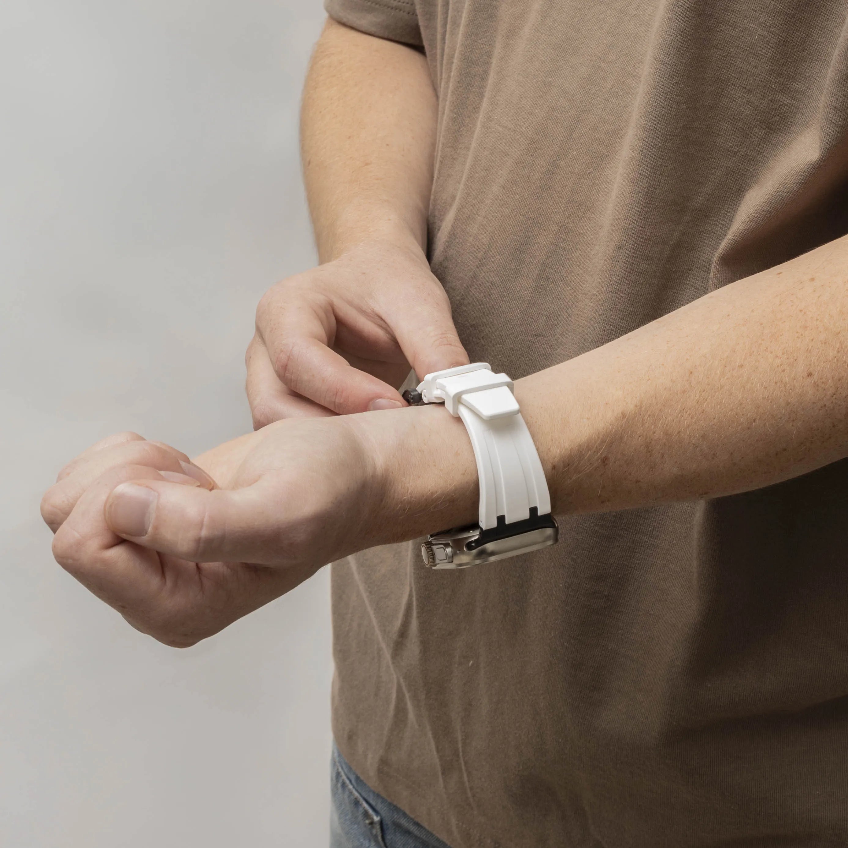 Bandz Apple Watch siliconen band 'Luxe Liquid' (wit met zwart)