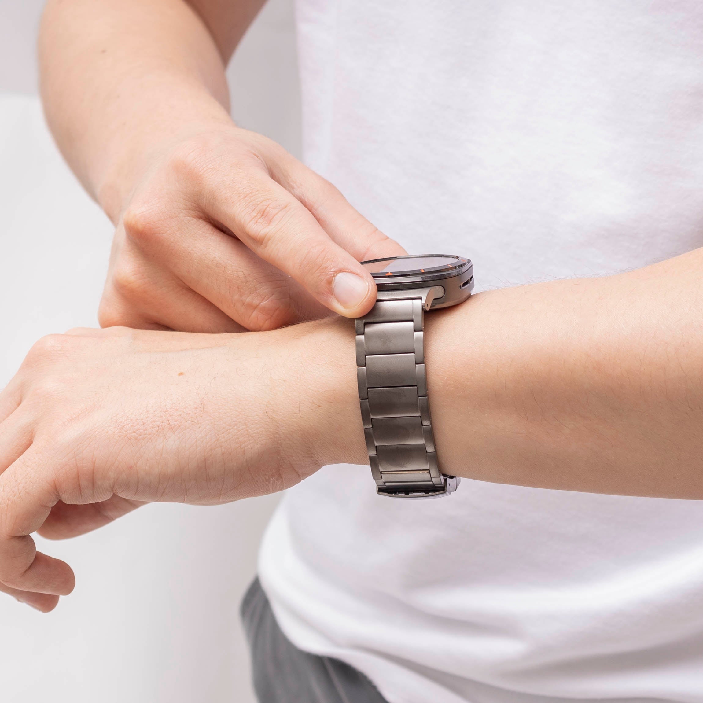 Bandz Samsung Galaxy Watch Ultra titanium band 'Classic' (grafiet)