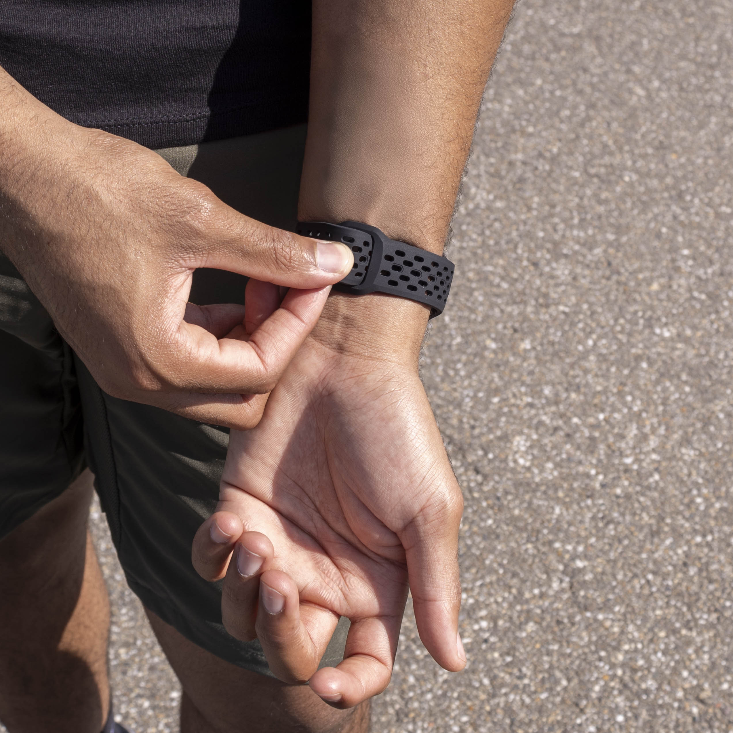 Samsung Galaxy Watch 8 - 40mm Silicone Air Strap (Black)