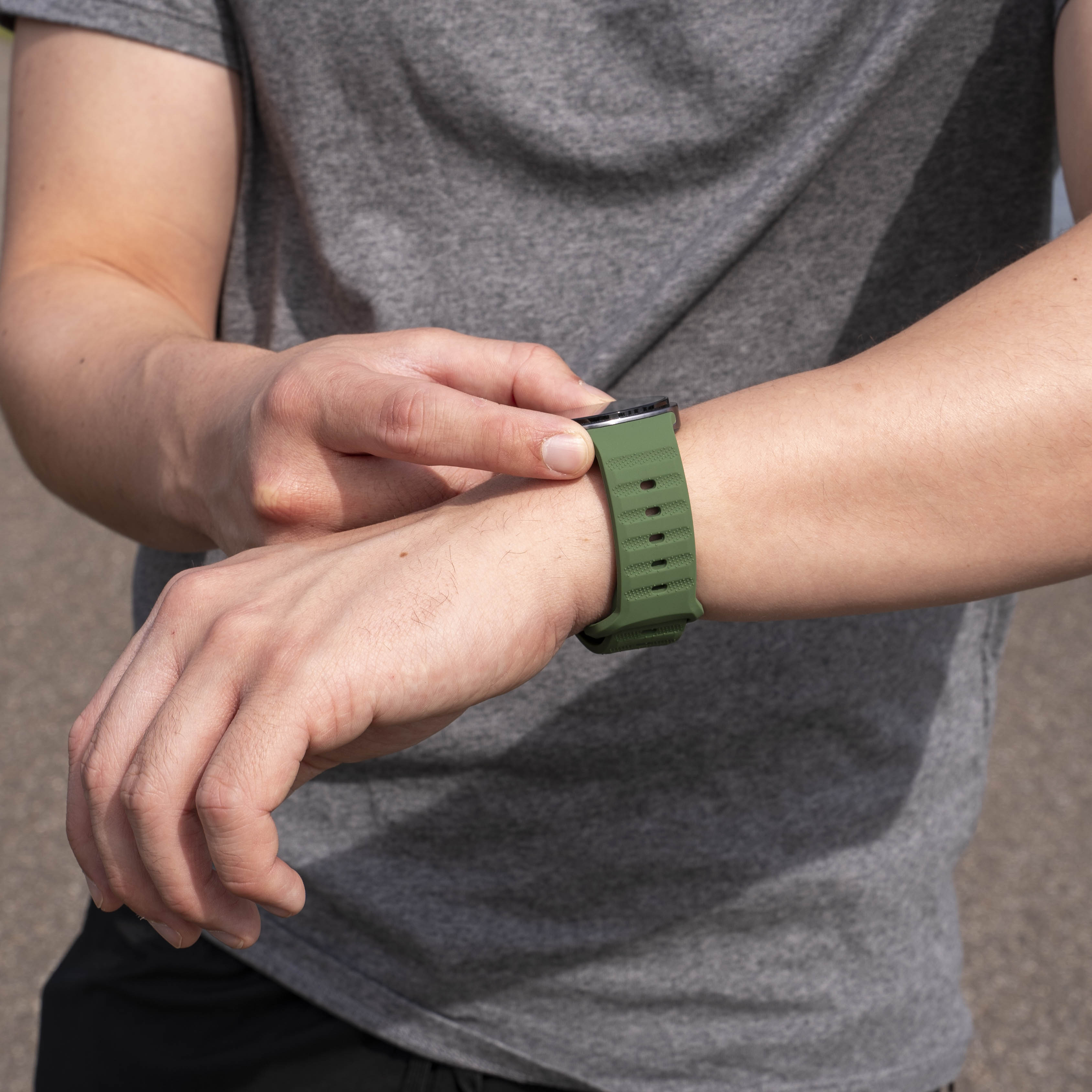 Samsung Galaxy Watch 8 Classic Outdoor Silicone Strap (Army Green)