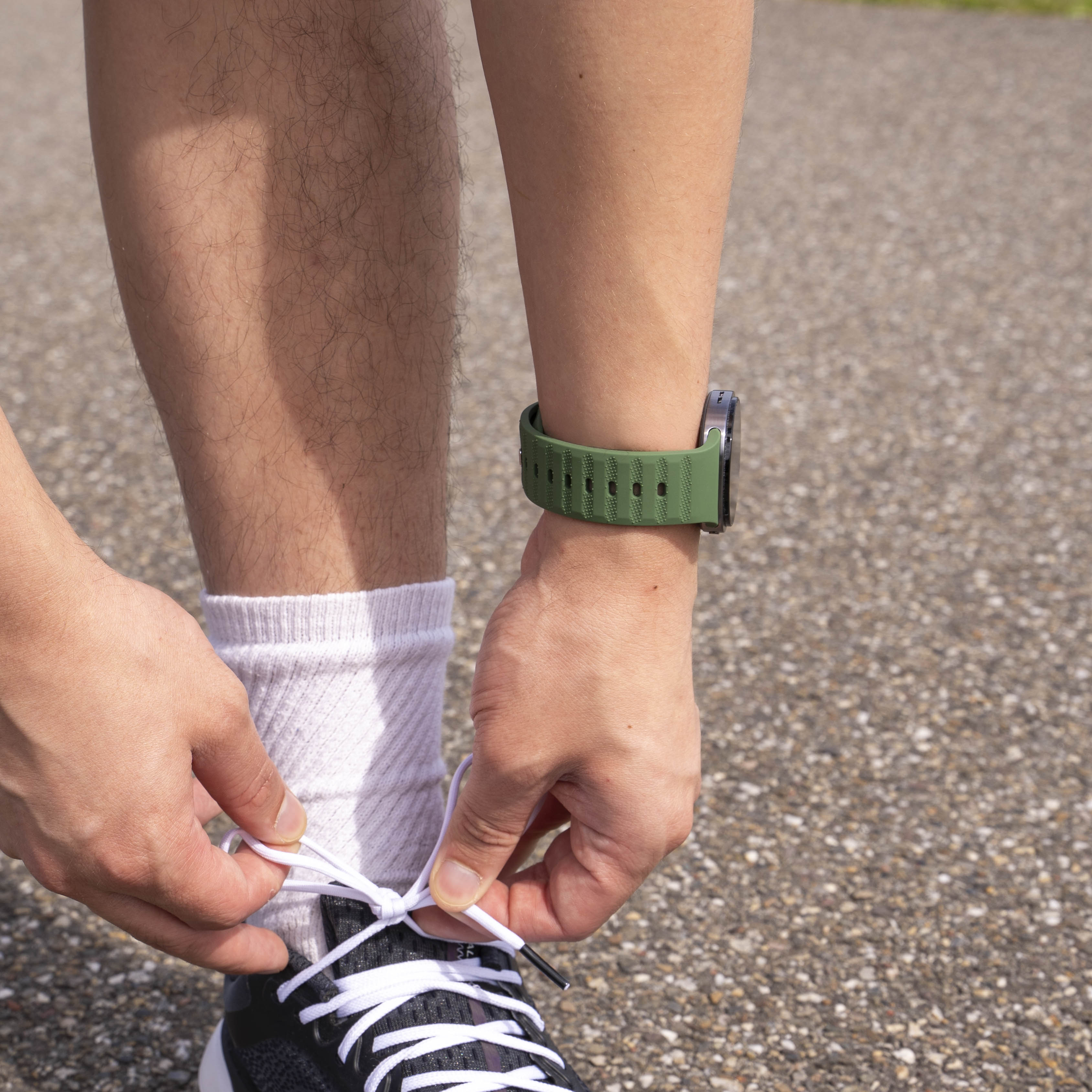 Samsung Galaxy Watch 8 - 40mm outdoor siliconen bandje (legergroen)