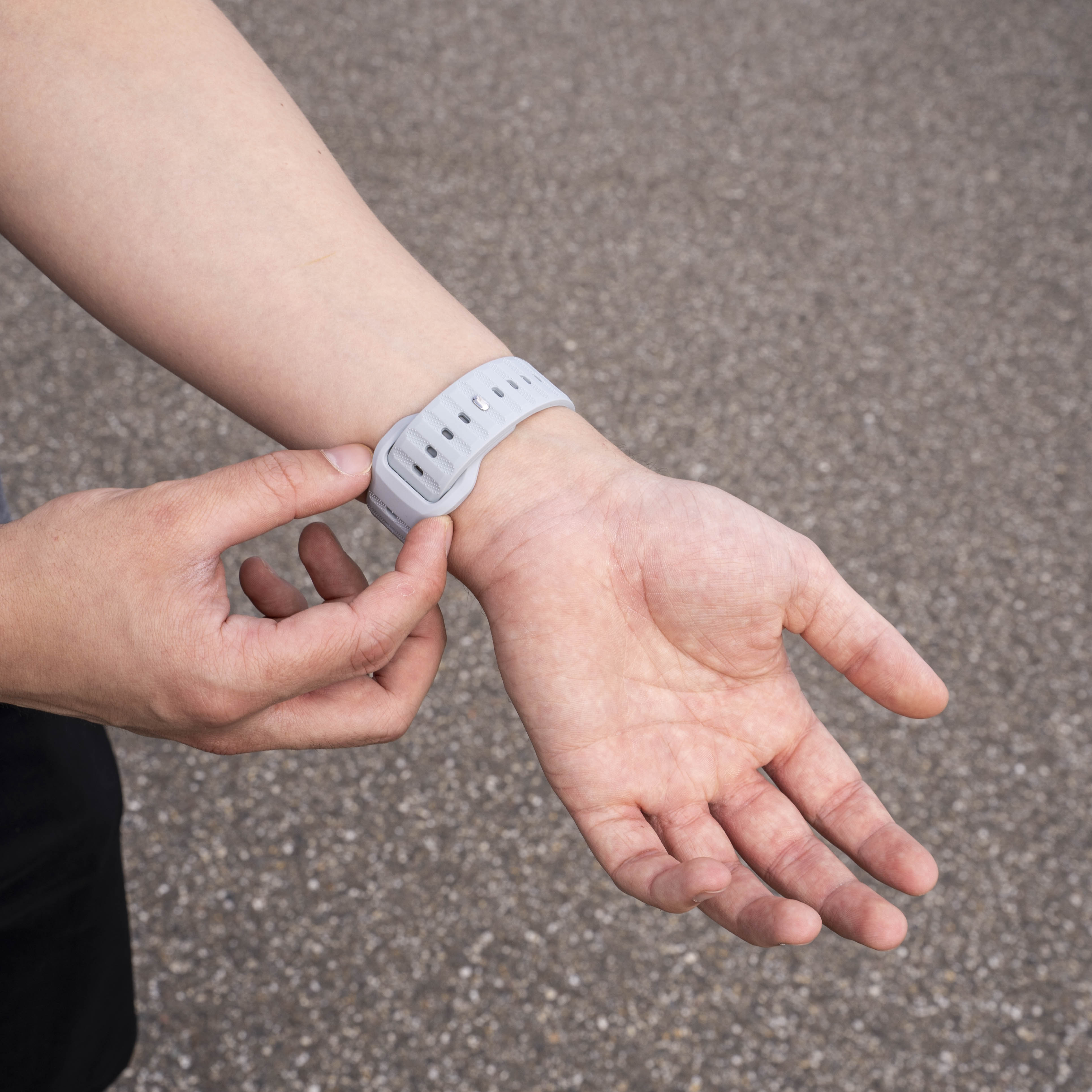 Samsung Galaxy Watch 8 - 40mm Outdoor Silicone Strap (Grey)