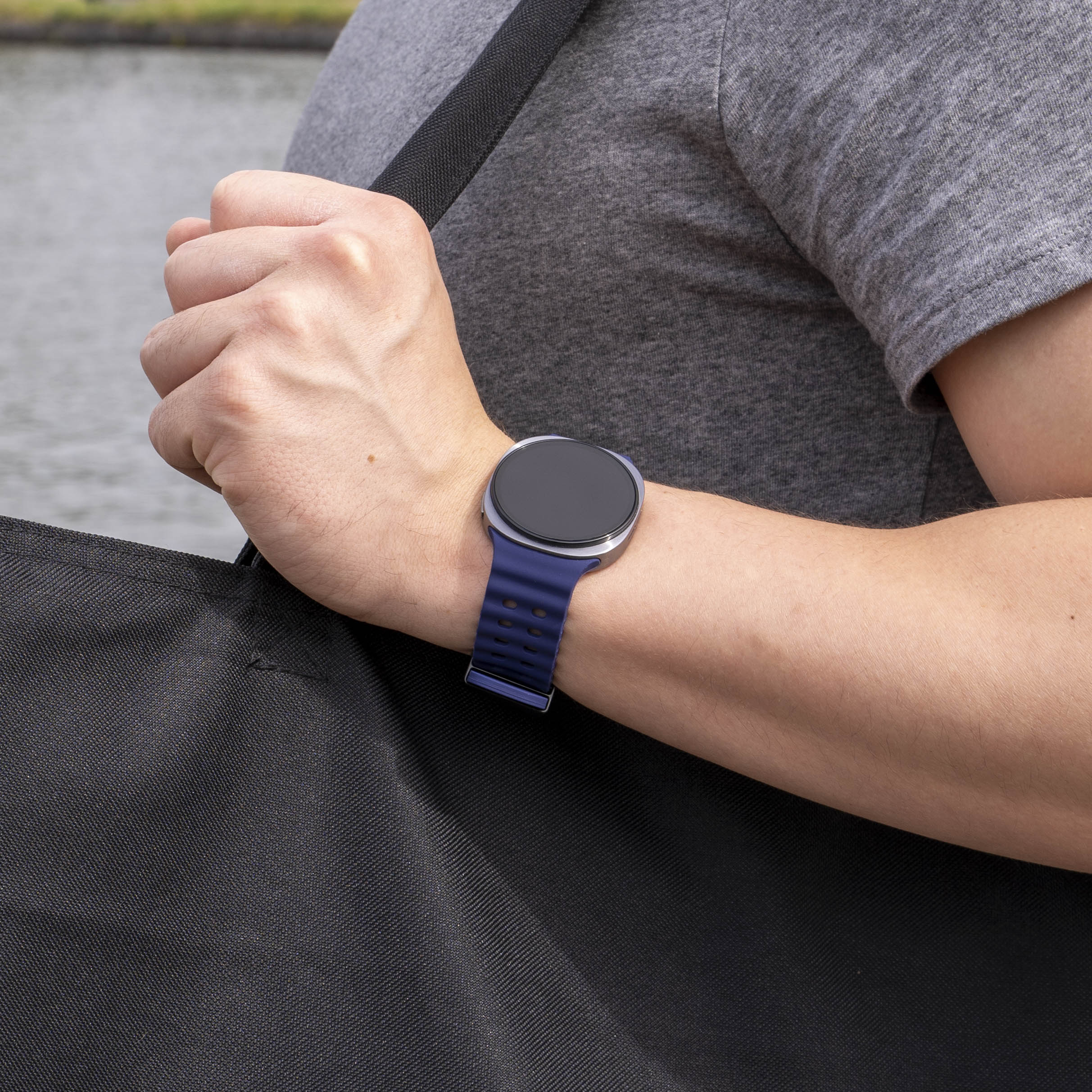 Samsung Galaxy Watch 8 - 44mm Ocean bandje (donkerblauw)