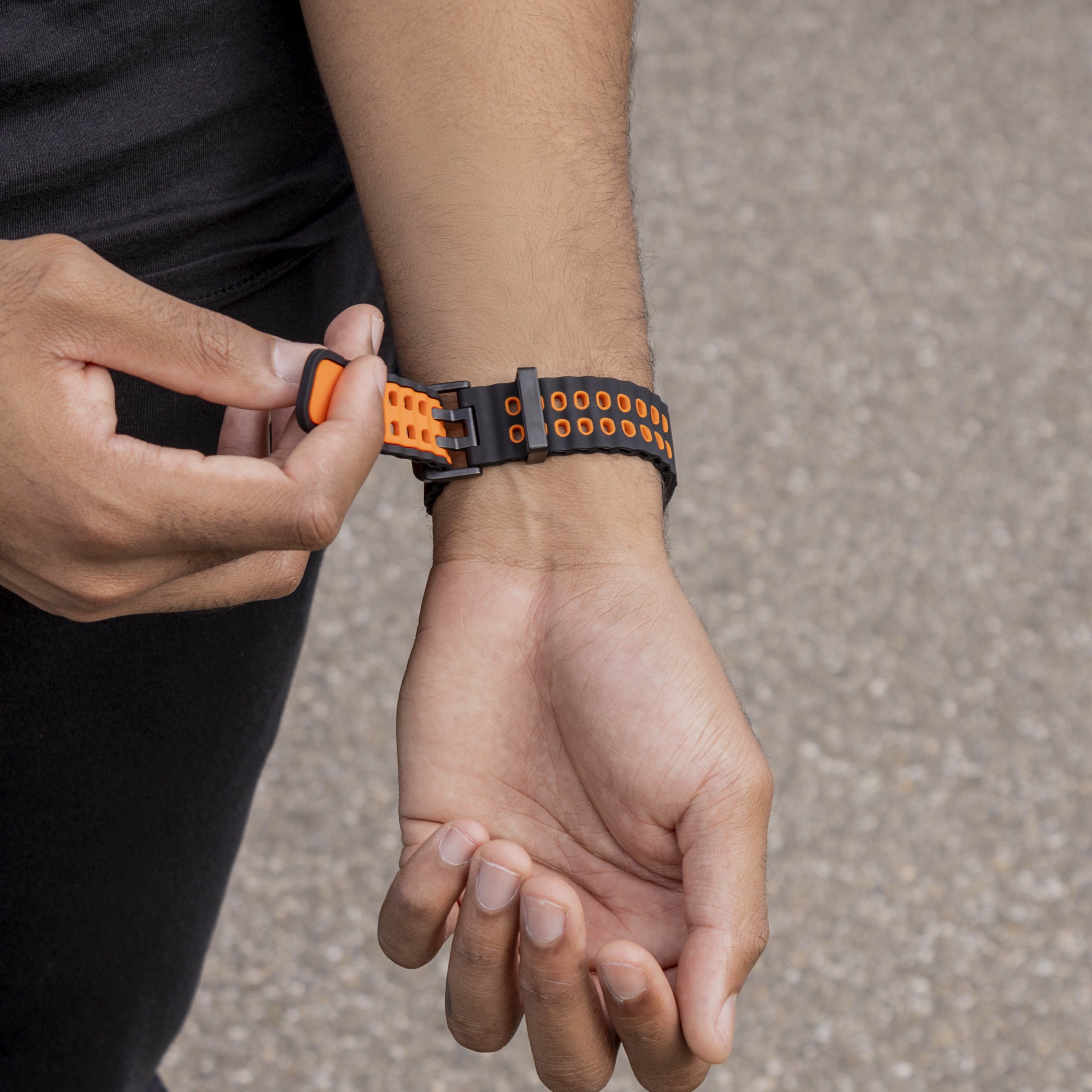 Samsung Galaxy Watch 8 Classic Ocean bandje (zwart/oranje)