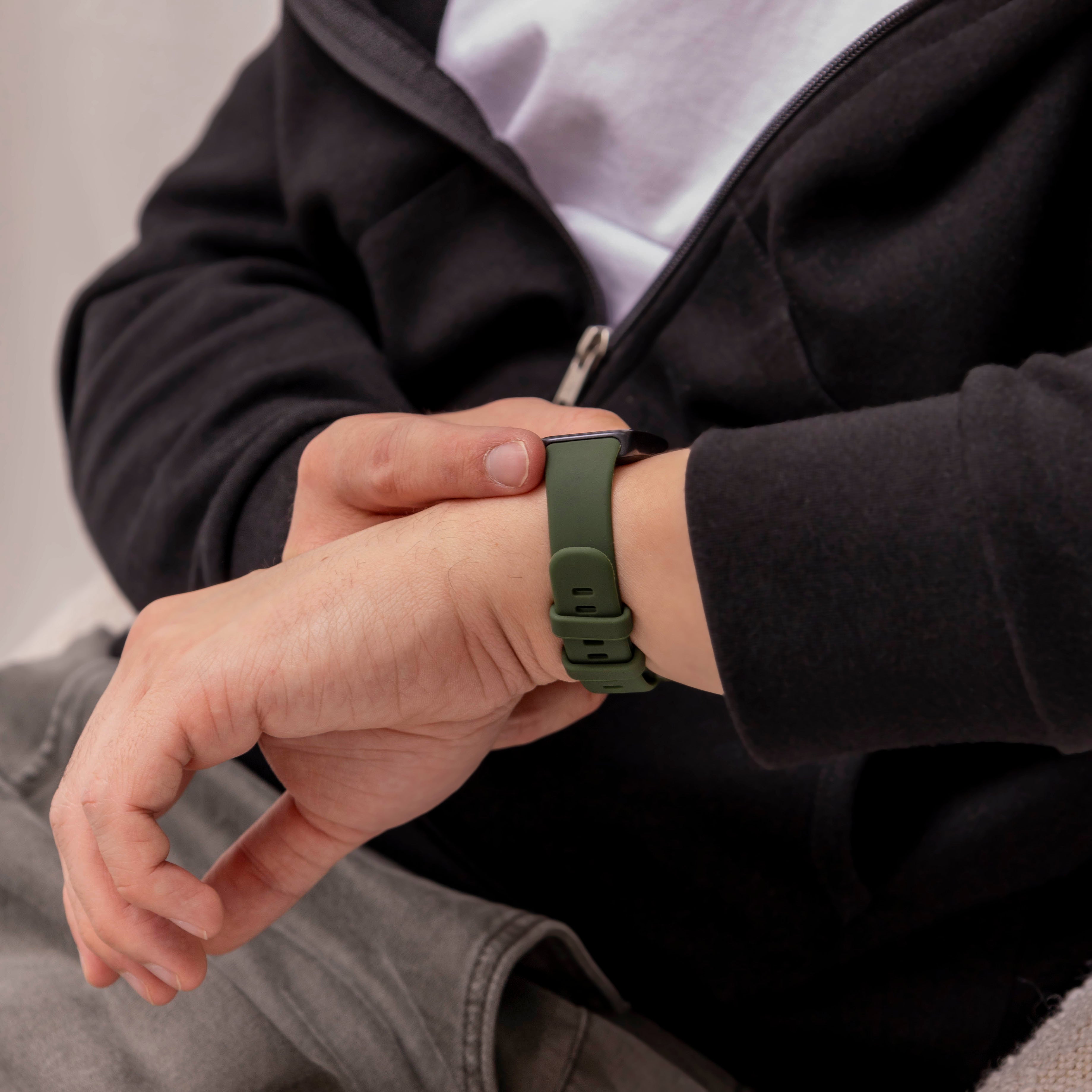 Huawei Band 8 classic siliconen bandje (donkergroen)