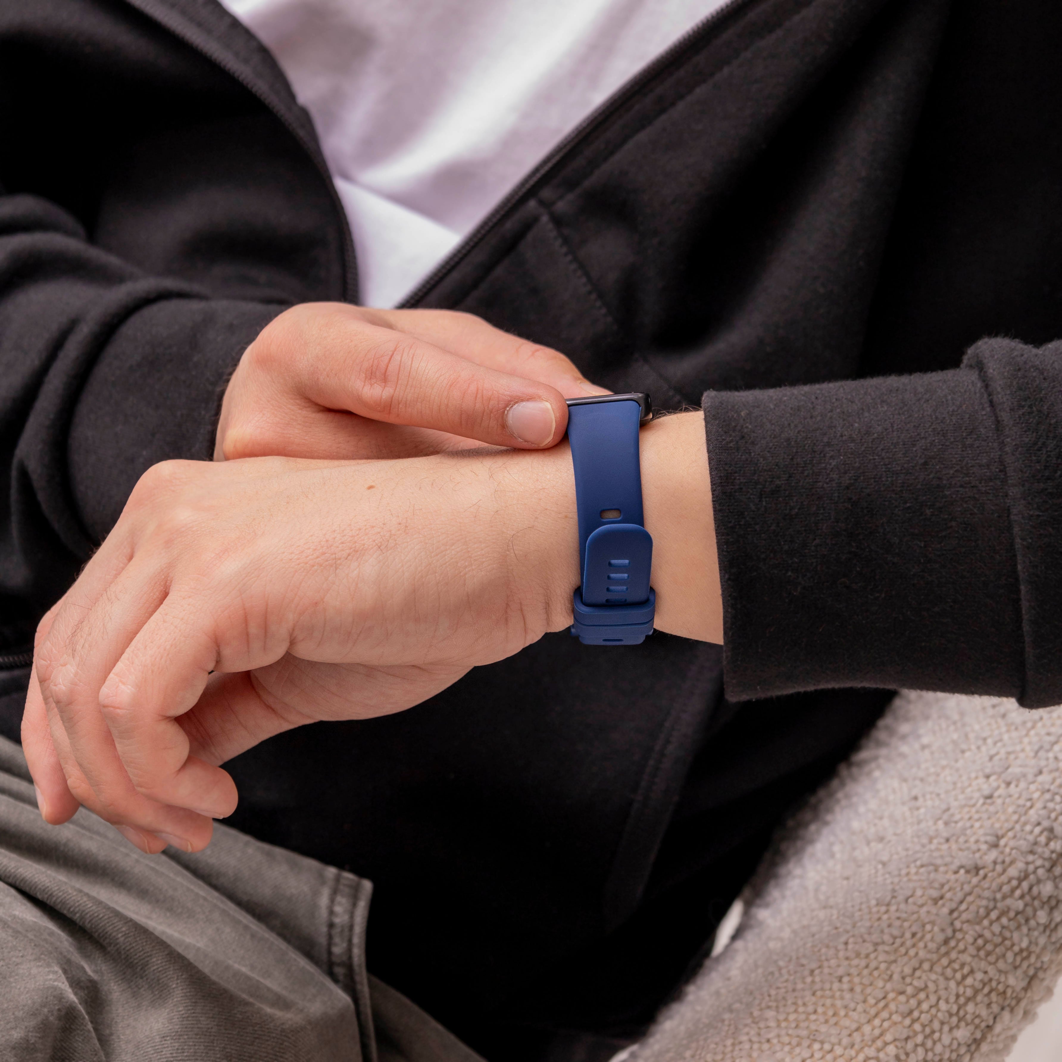 Huawei Band 8 classic siliconen bandje (donkerblauw)