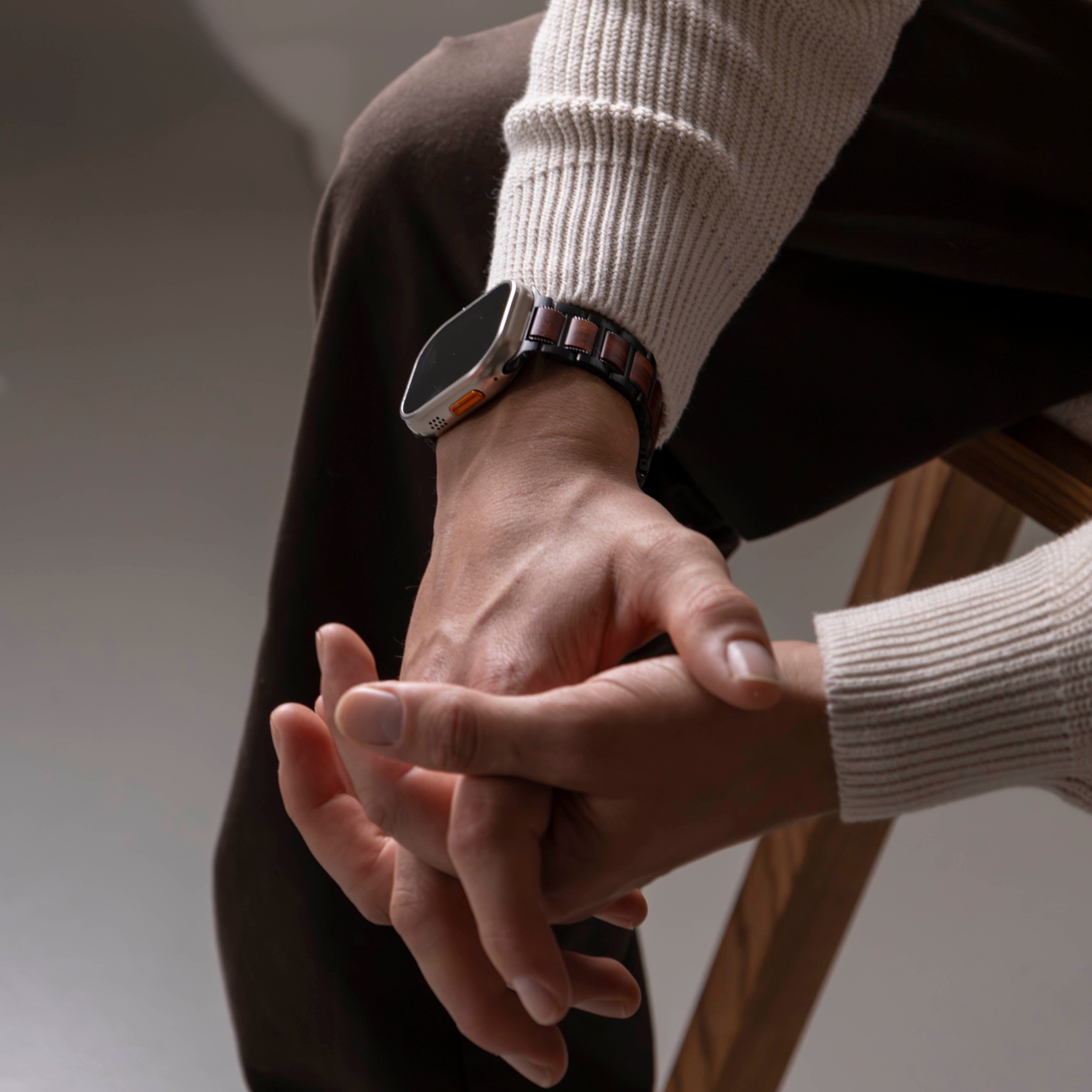 Apple Watch stalen/houten bandje (zwart/bruin)