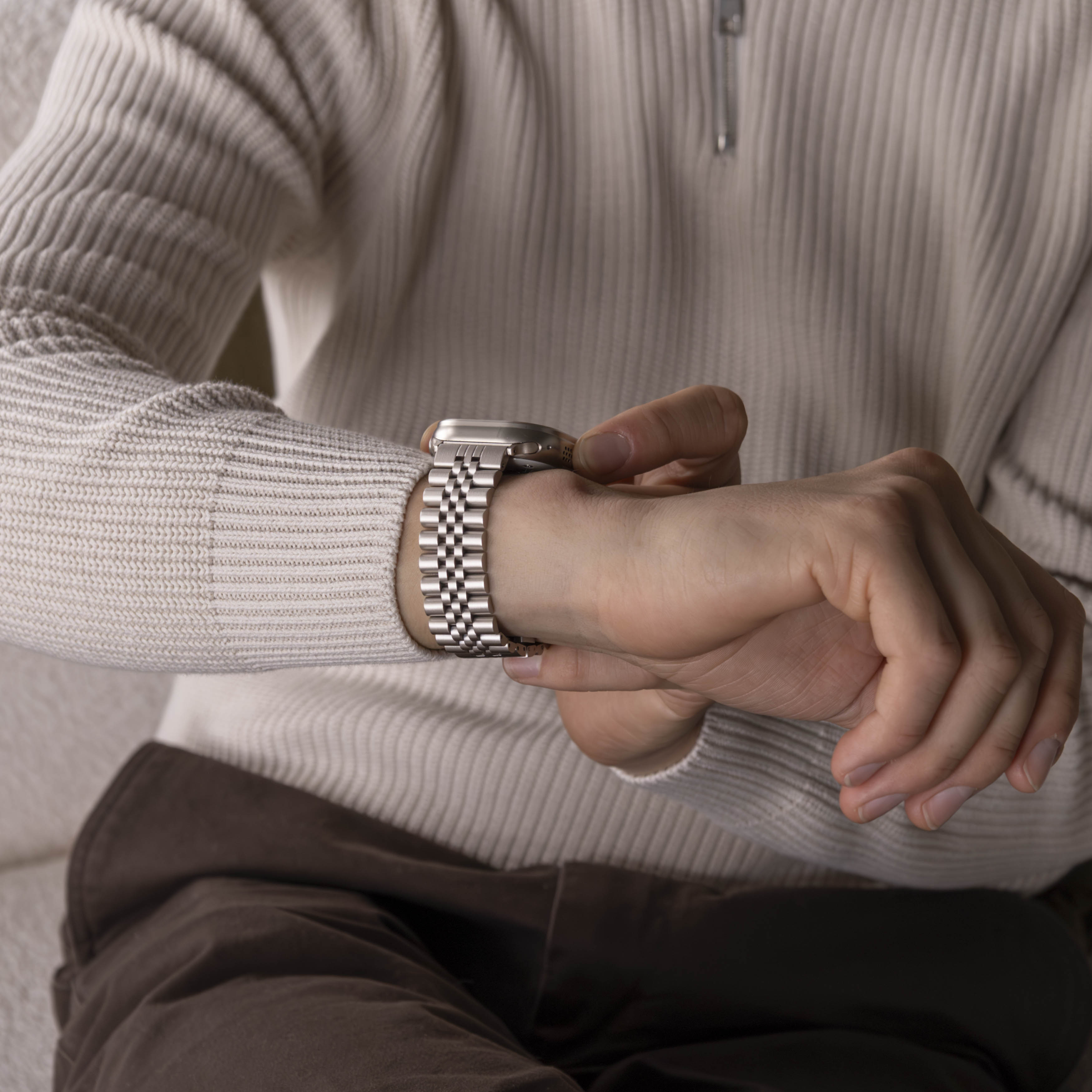 Apple Watch Jubilee stalen band (sterrenlicht)