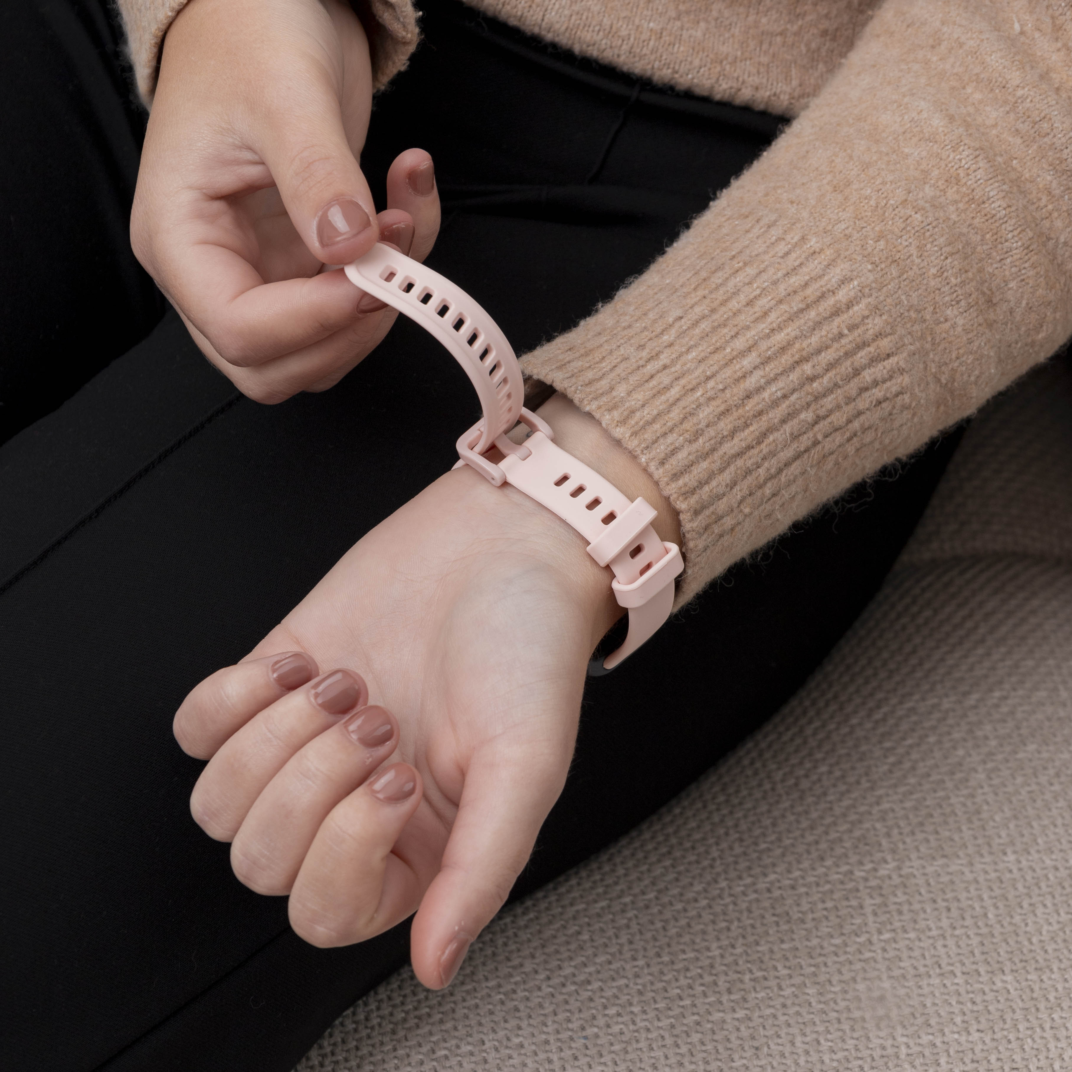 Huawei Band 10 Silicone Classic Strap (Pink)