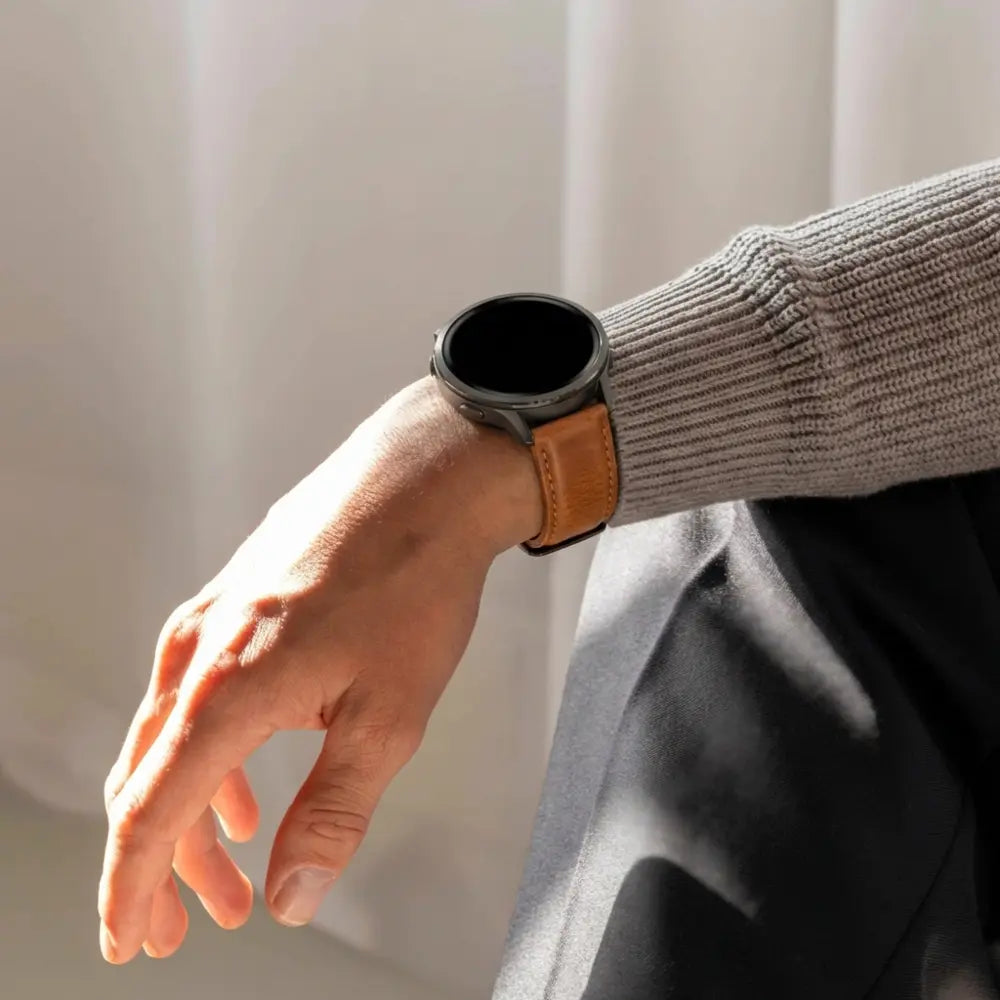 Bandz Garmin Forerunner 165 Leather Strap 'Classic' (Brown)