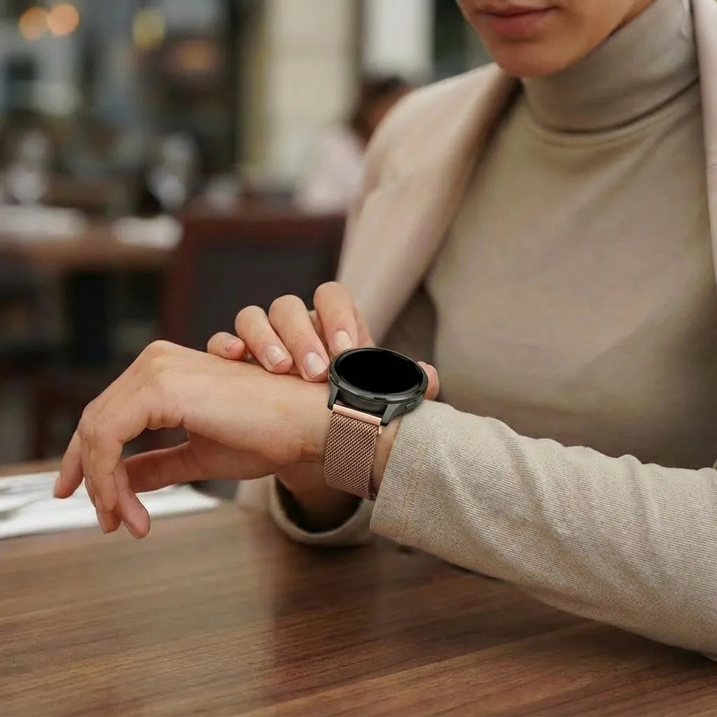 Bandz Garmin Forerunner 265s Milanese Loop Strap (Rose Gold)