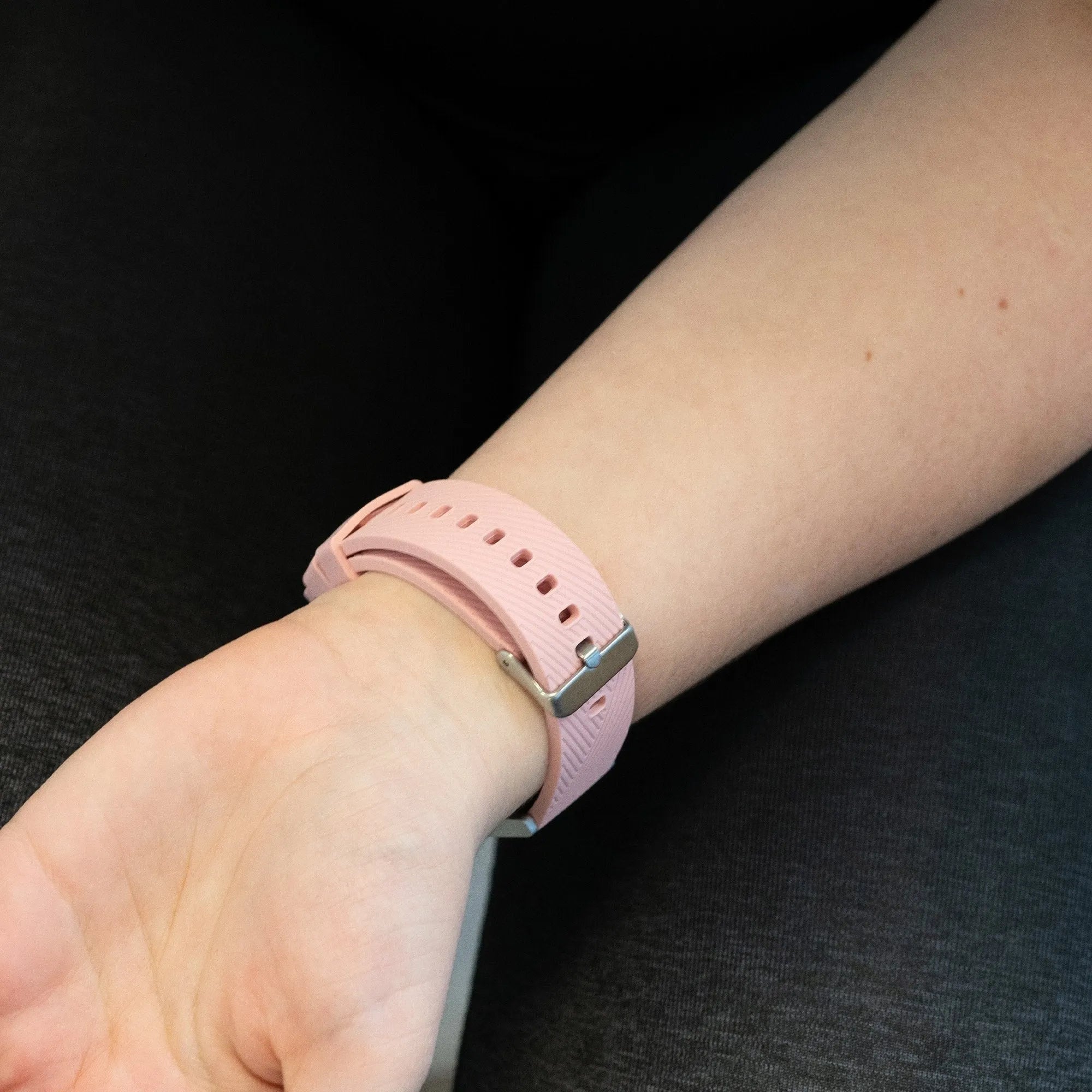 Silicone Strap 'Deluxe', pink, lifestyle photo