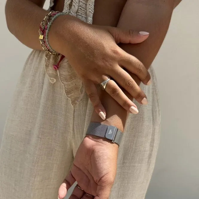 xoxo Wildhearts Apple Watch Milanese band (zilver)