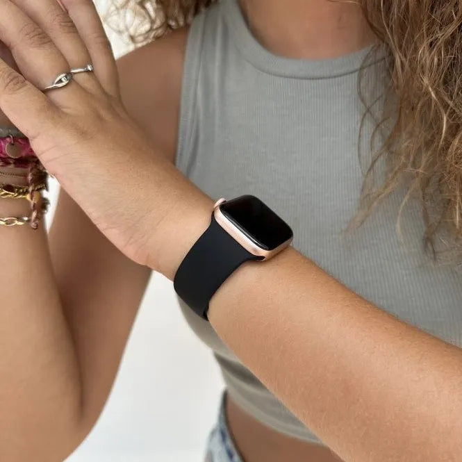 xoxo Wildhearts Apple Watch siliconen bandje (zwart)