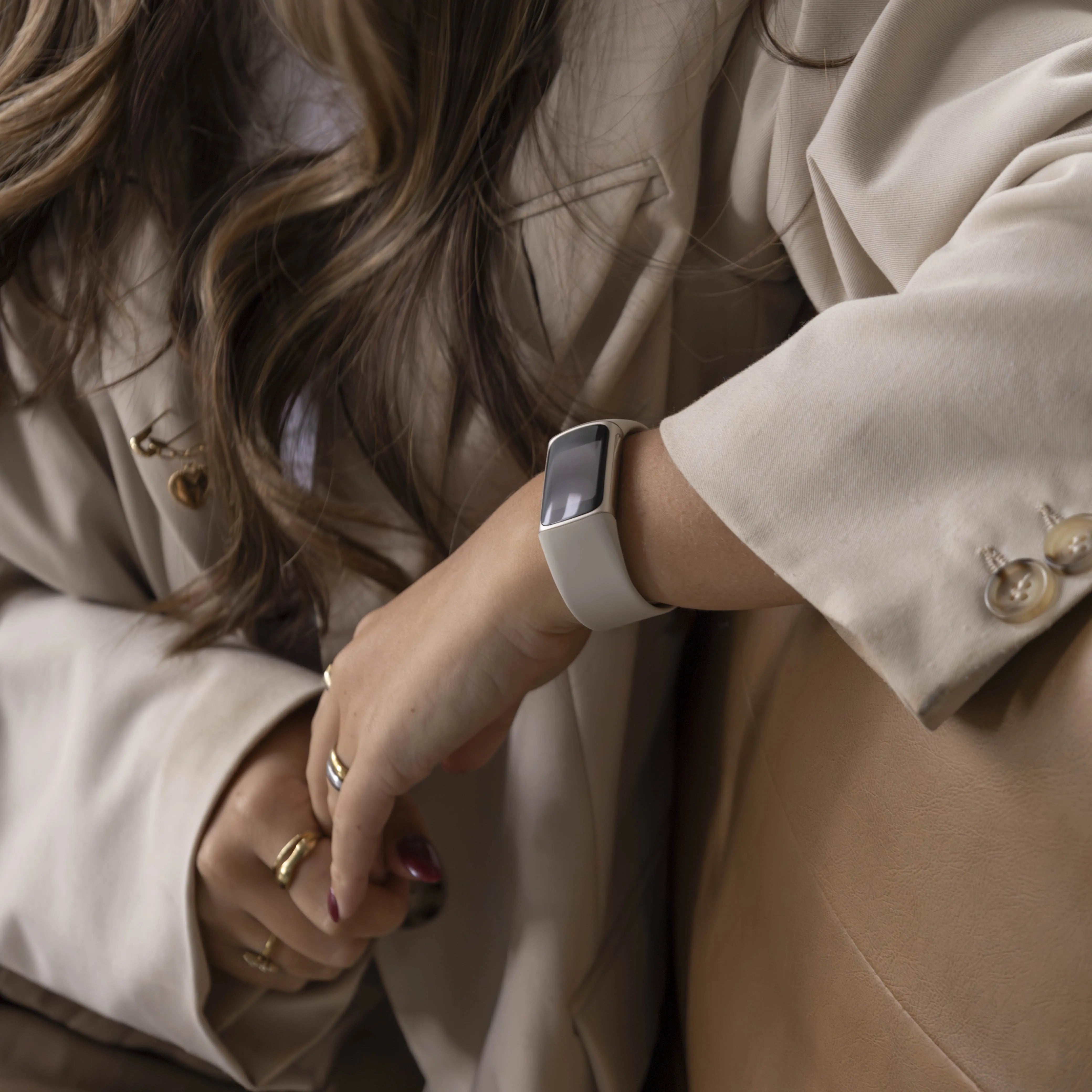 Fitbit Charge 5 siliconen bandje (zand wit)