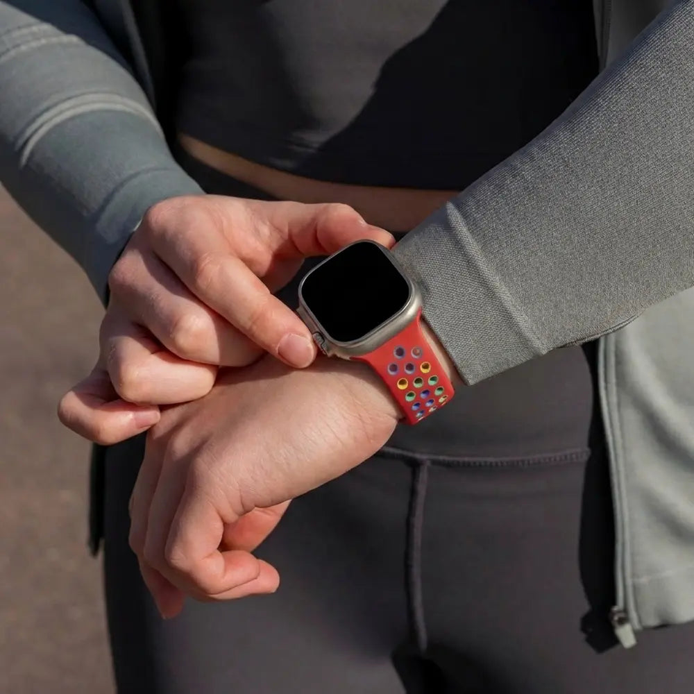 Apple Watch sport band (kleurrijk rood)
