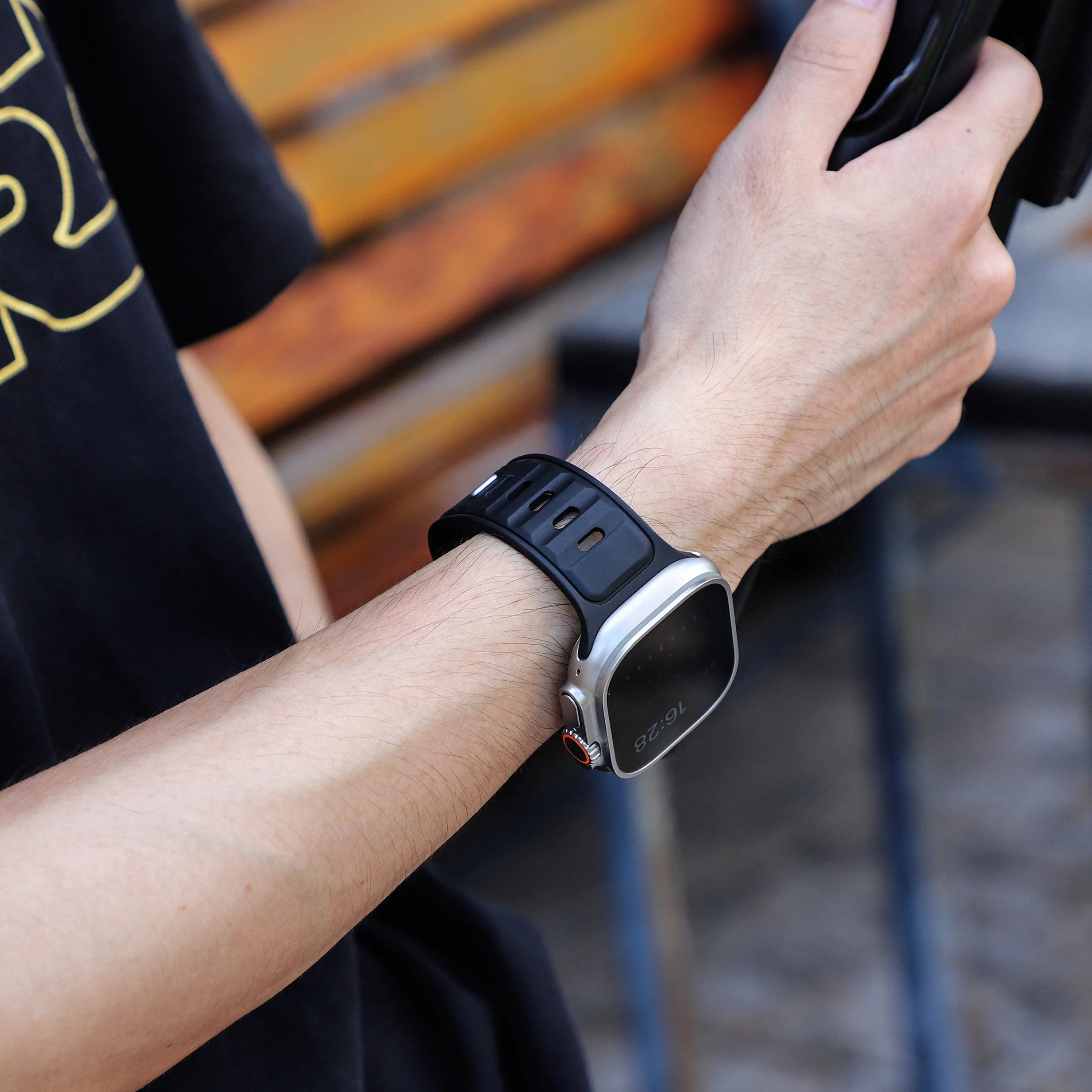 Apple Watch premium outdoor siliconen bandje (zwart/zwart)