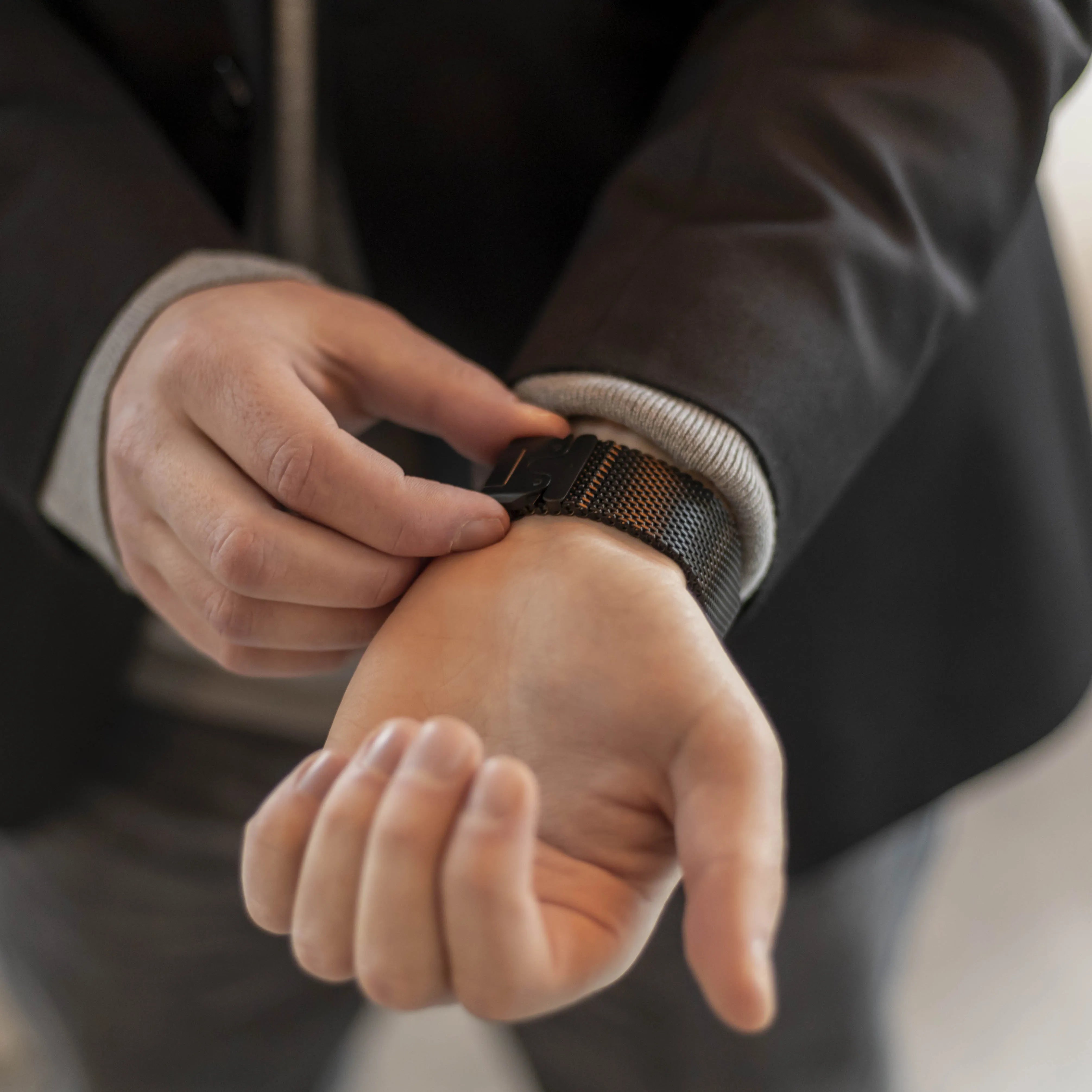 Bandz Apple Watch Milanese loop band met P-buckle (zwart)