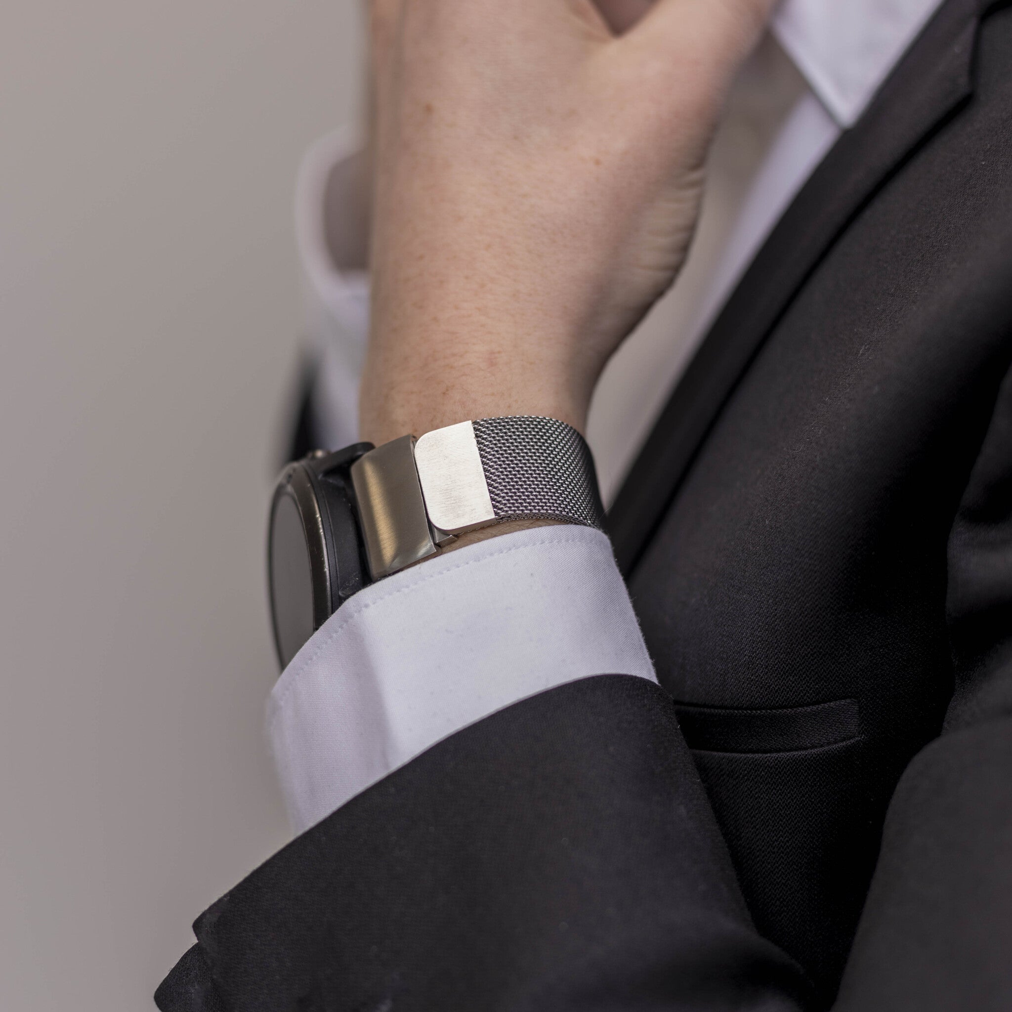Garmin Approach S62 Milanese band (zilver)
