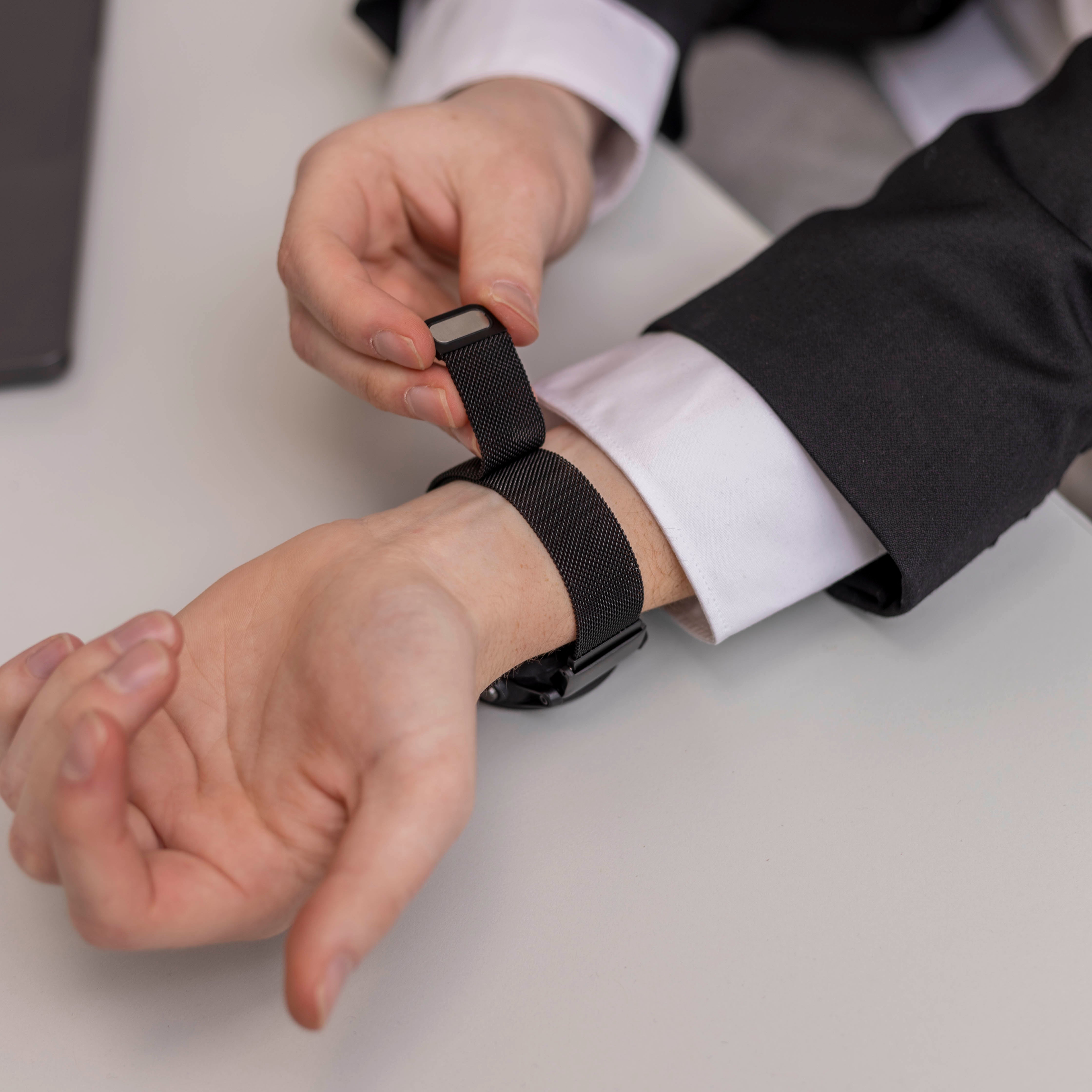 Garmin Fenix 3 Milanese band (zwart)