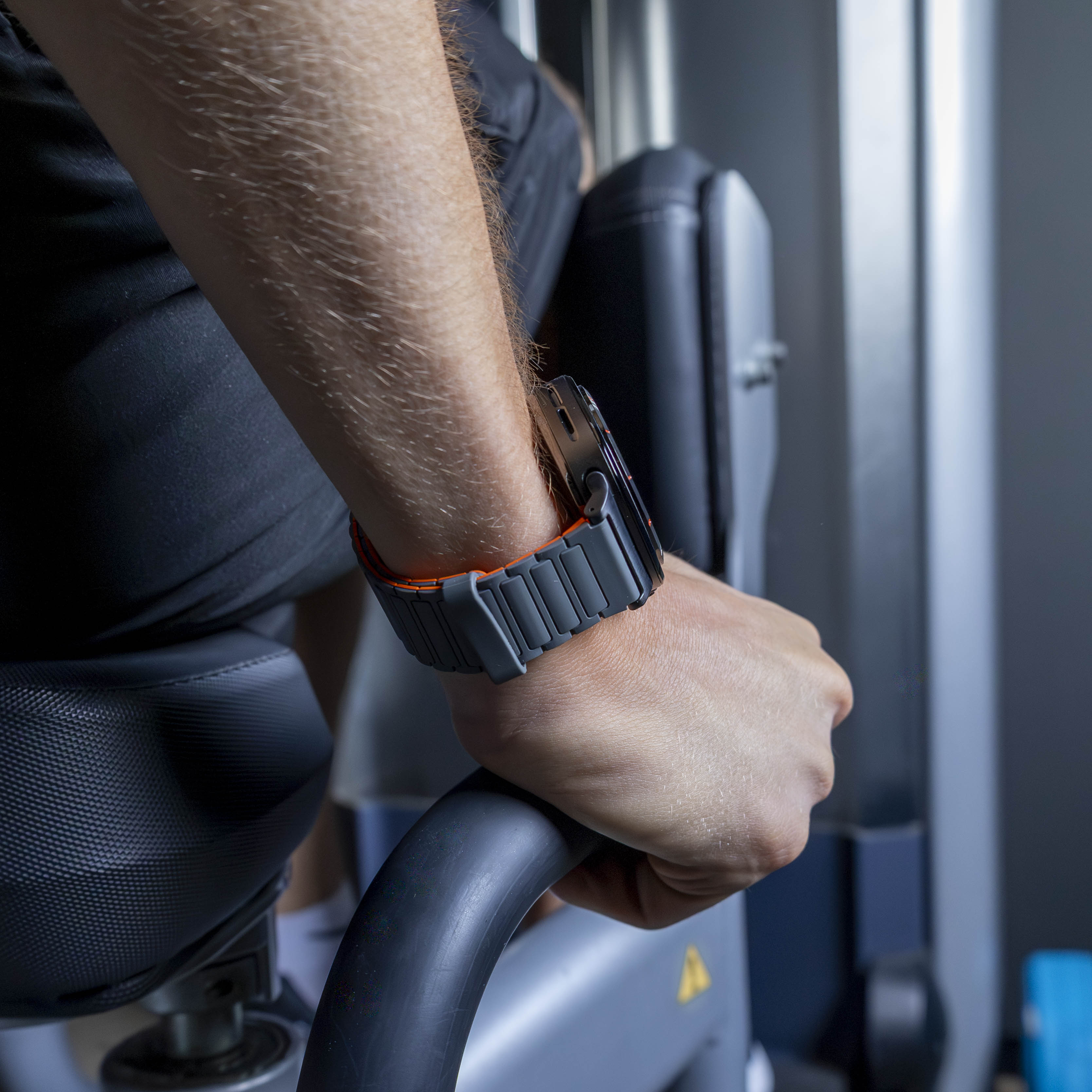 Samsung Galaxy Watch Ultra 2 magnetisch siliconen bandje (grijs/oranje)