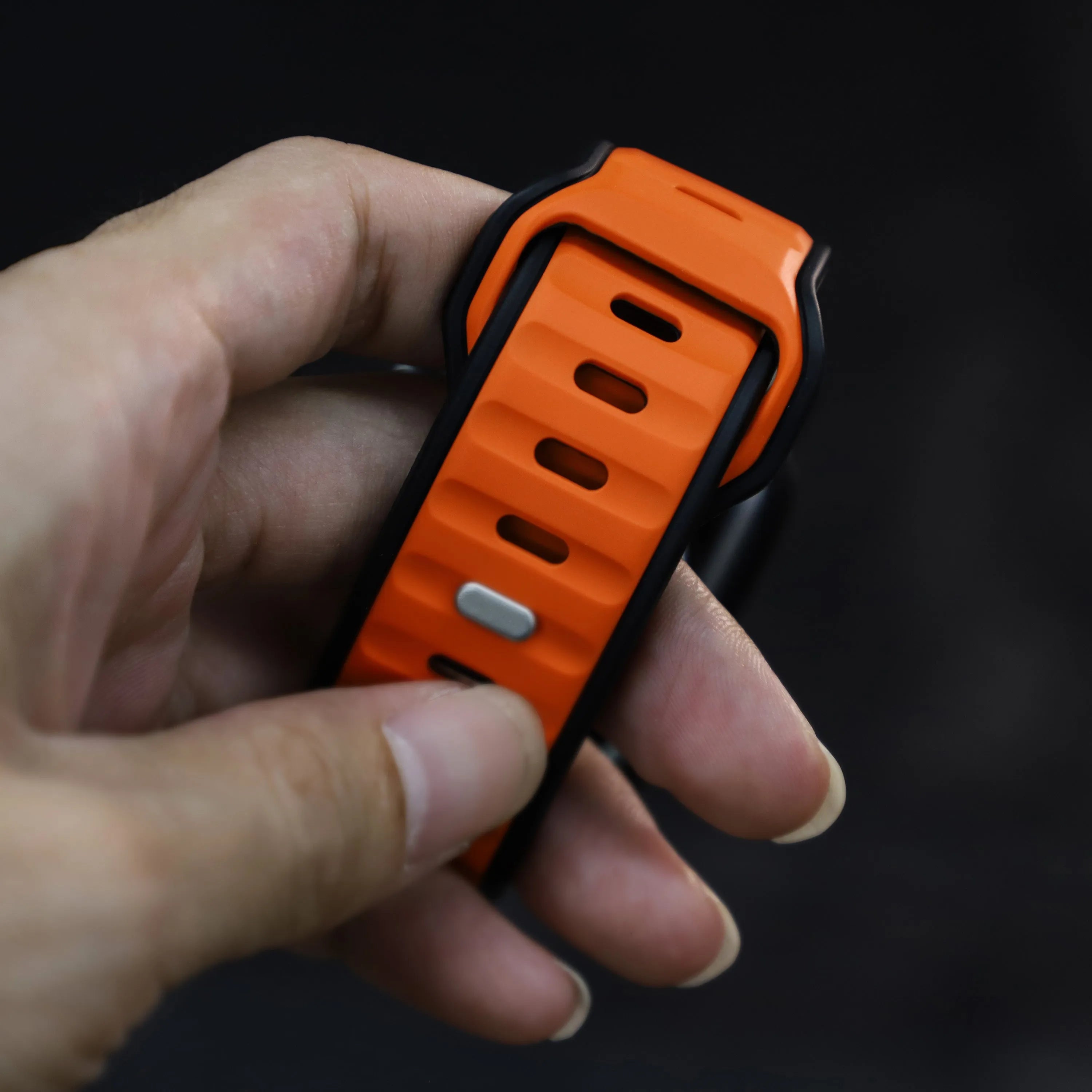 Apple Watch premium outdoor siliconen bandje (oranje/zwart)