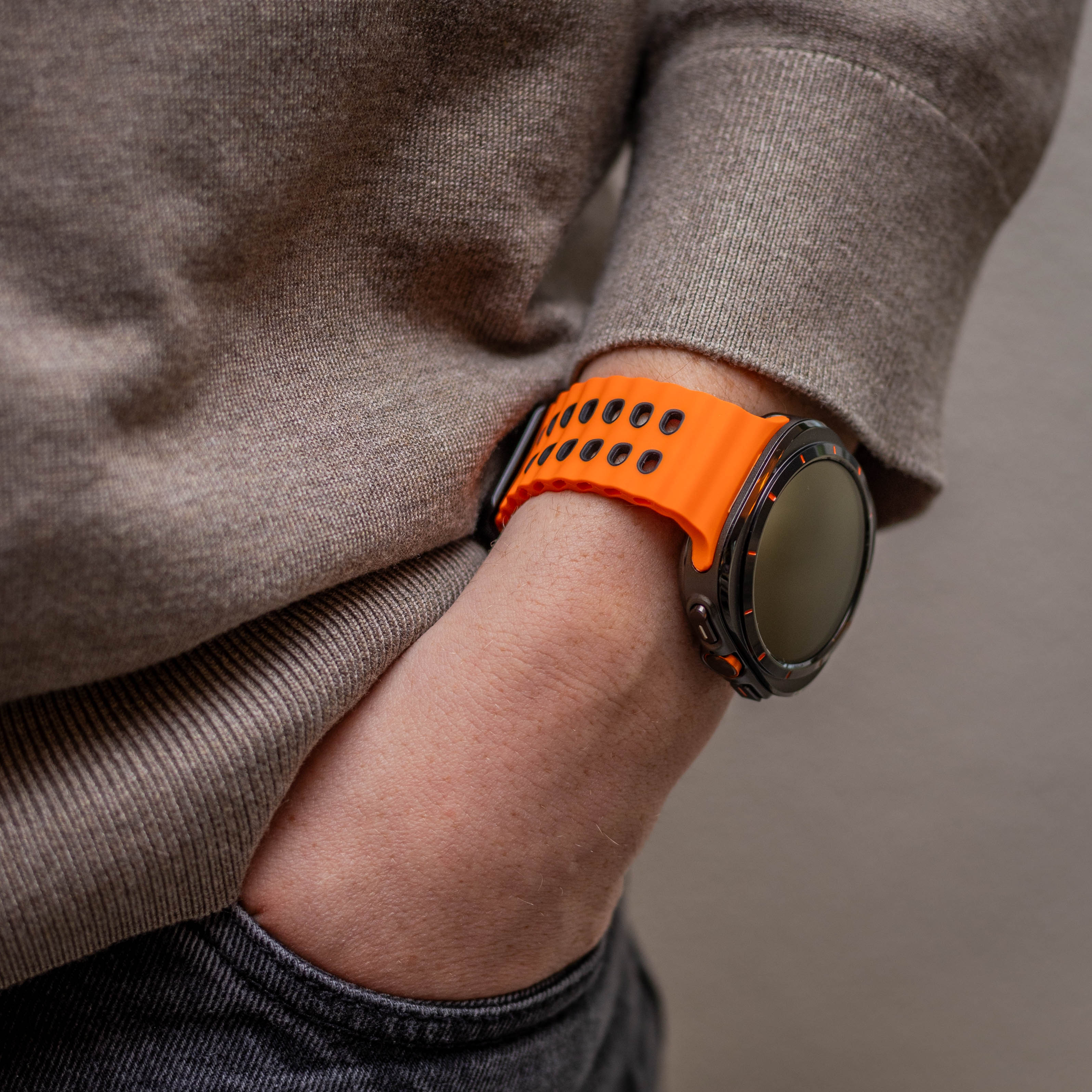 Samsung Galaxy Watch Ultra 2 wave siliconen bandje (oranje/zwart)