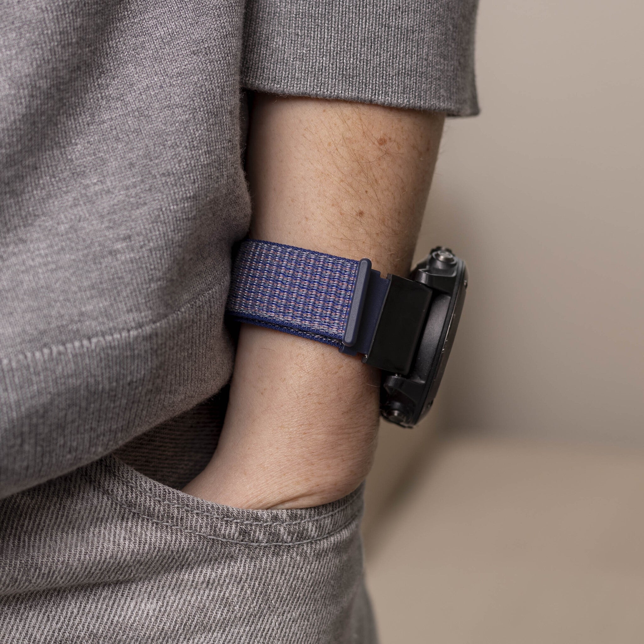 Garmin Quatix 8 Pro - 47mm nylon band (blauw)