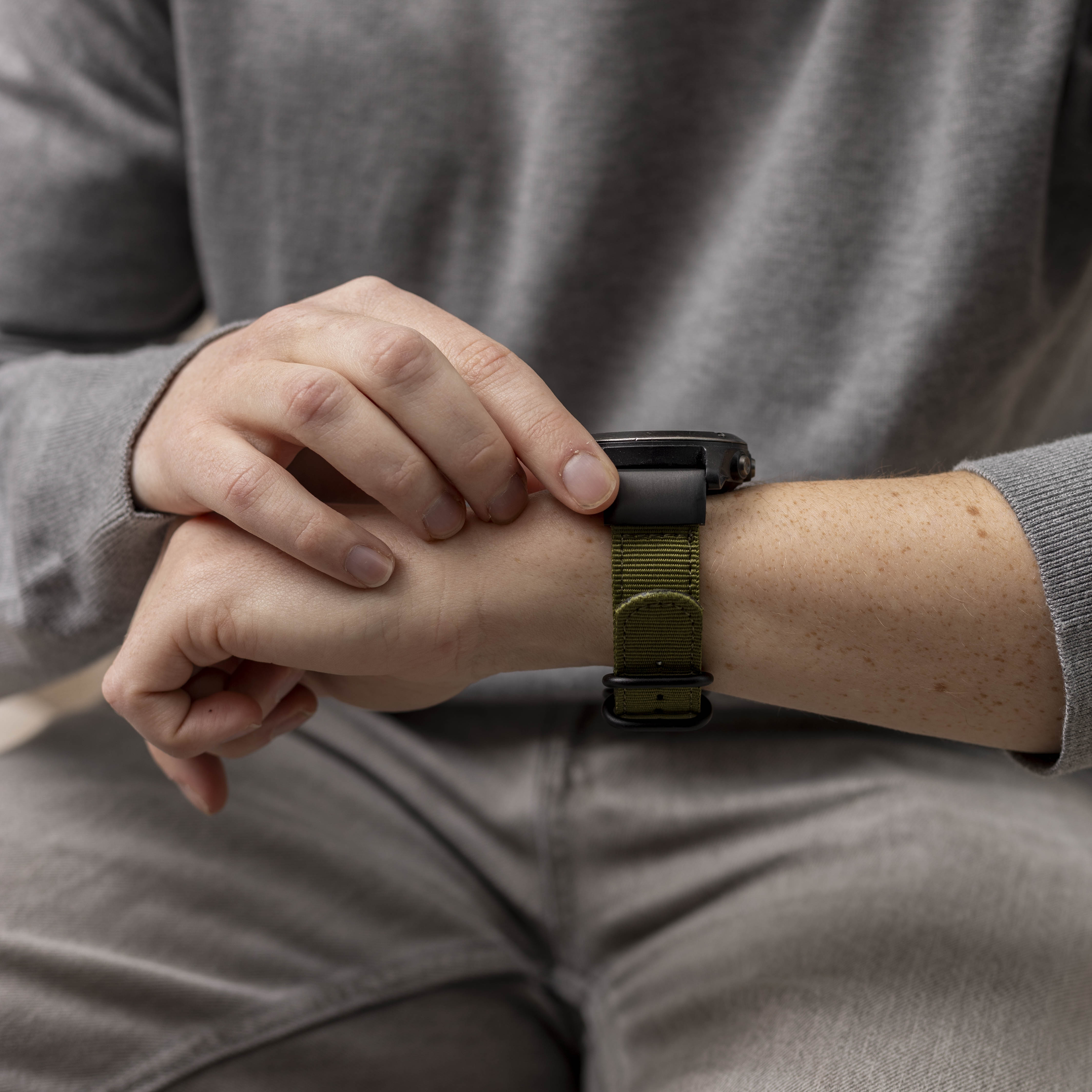 Garmin Fenix 8 - 51mm nylon gesp band (groen)
