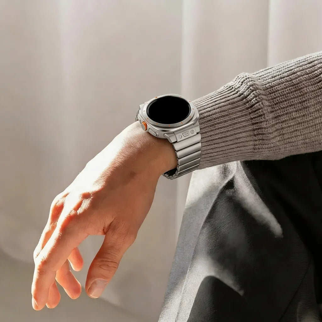 Bandz Samsung Galaxy Watch Ultra titanium band 'Hybrid' (titanium/zwart)