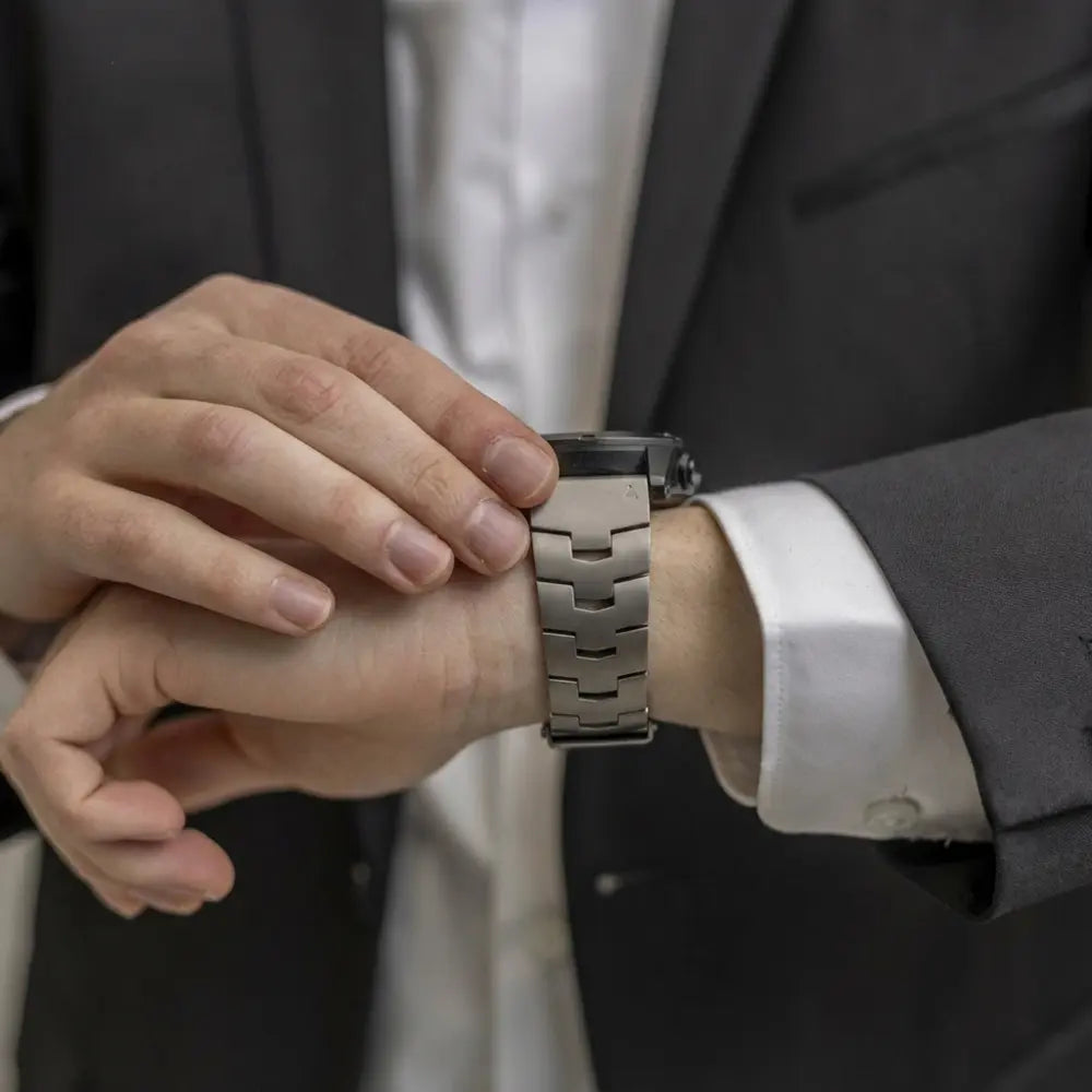 Garmin D2 Mach 1 Titanium Strap (Titanium)