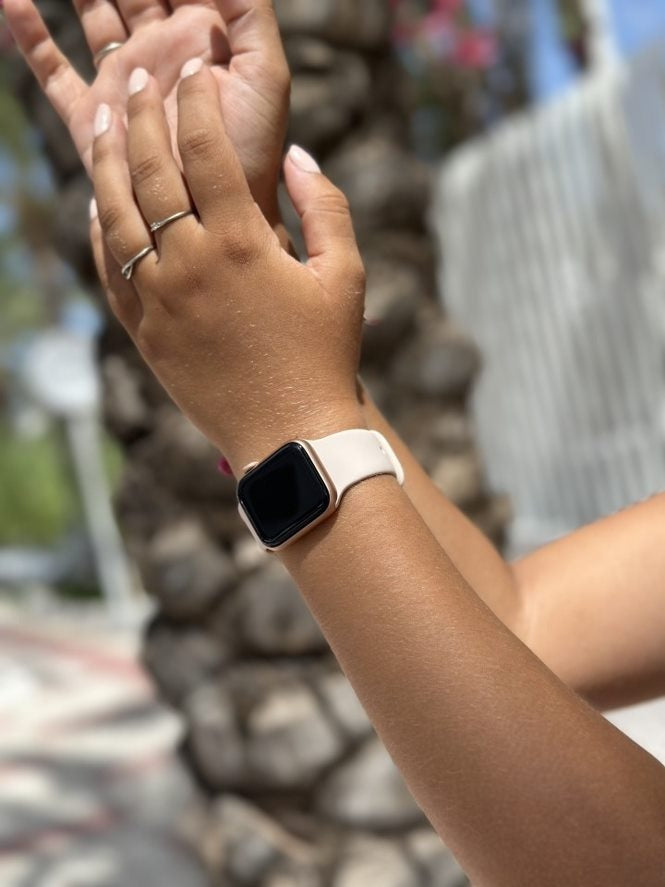 xoxo Wildhearts Apple Watch siliconen bandje (beige)