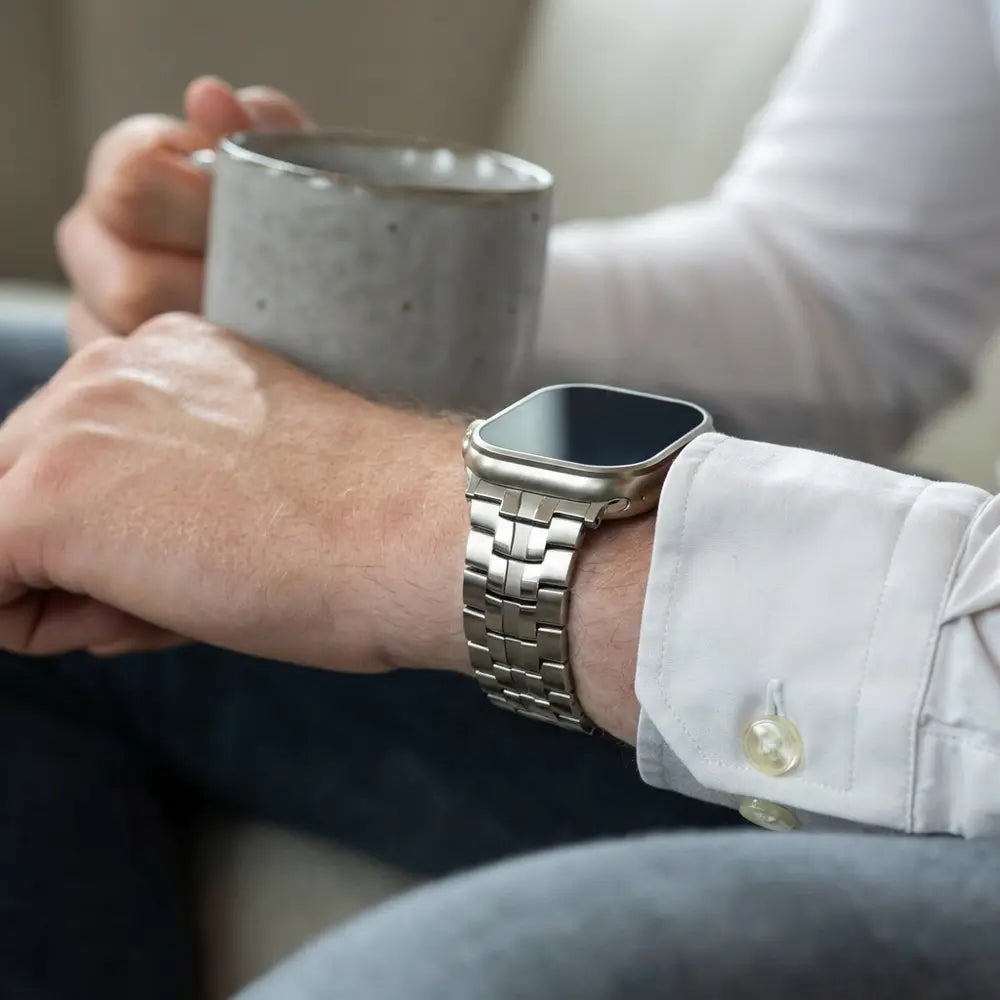 Apple Watch steel iron band (titanium)