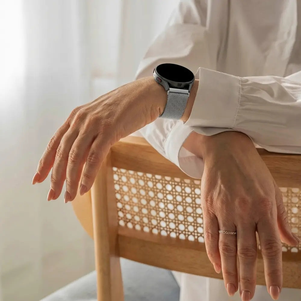 Bandz Garmin Forerunner 265 Milanese loop band (zilver)