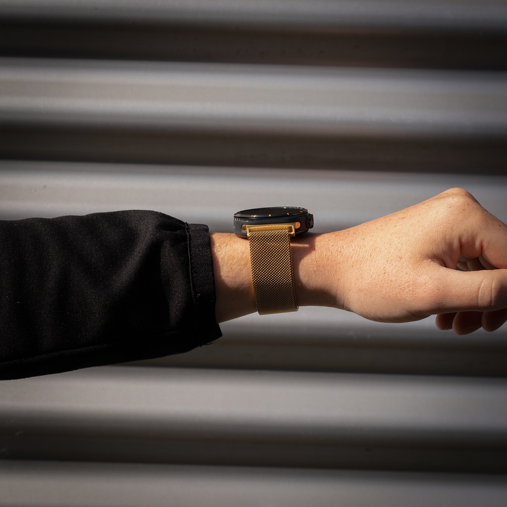 Samsung Galaxy Watch Ultra Milanese band (goud)