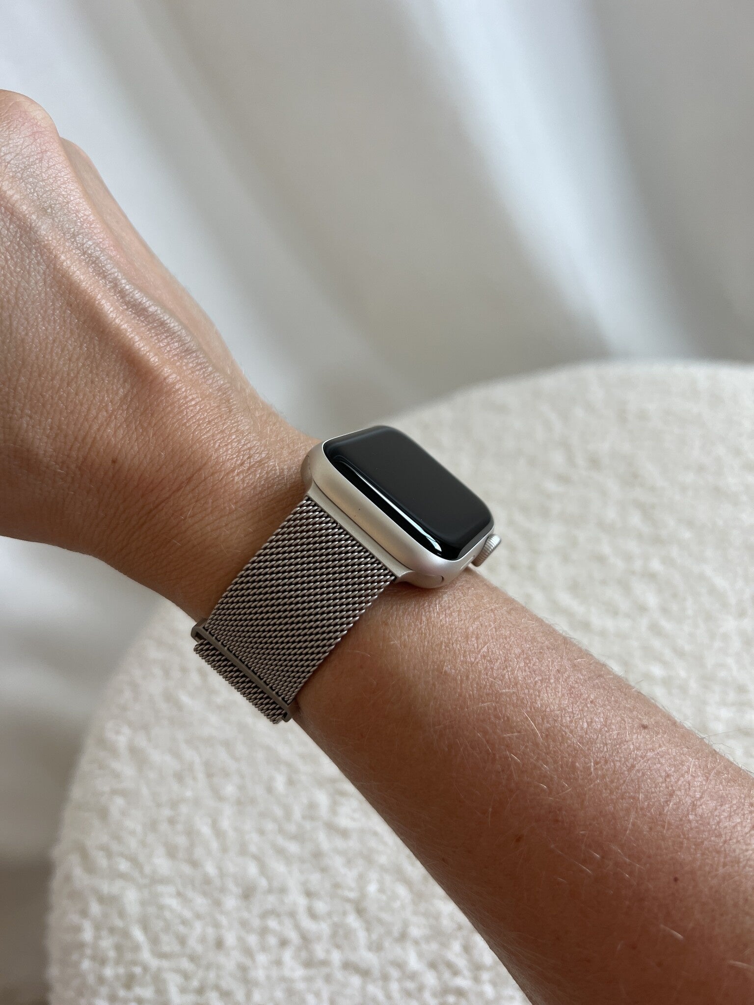 xoxo Wildhearts Apple Watch Milanese band (sterrenlicht)