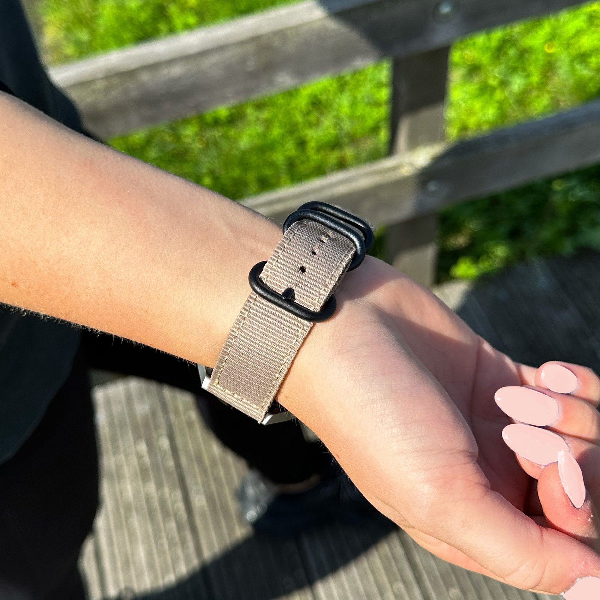 Samsung Galaxy Watch 4 - 44mm nylon gesp band (khaki)